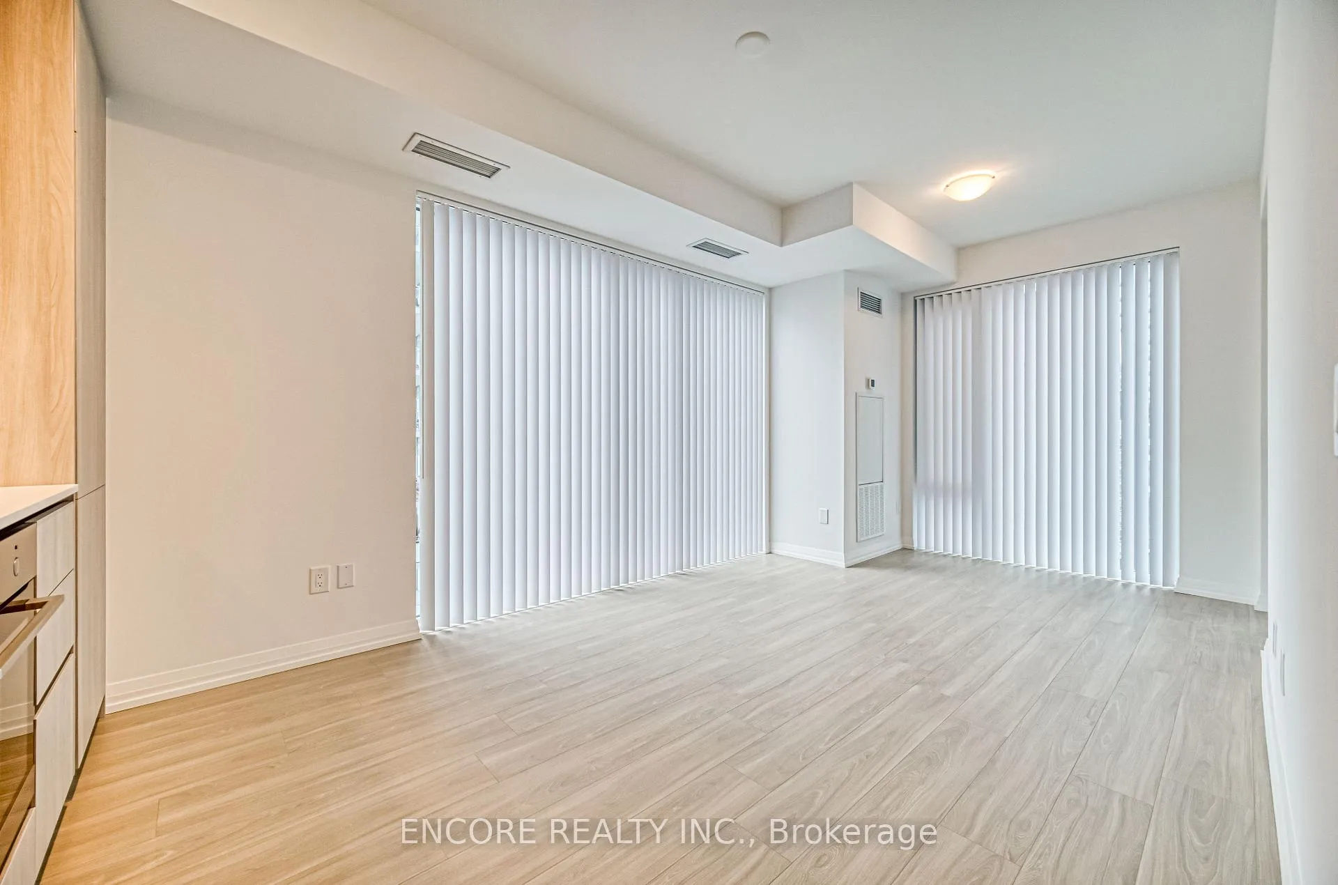 Photo 8 of Unit 3829, 28 Widmer Street, Toronto, Waterfront Communities — HOMEH