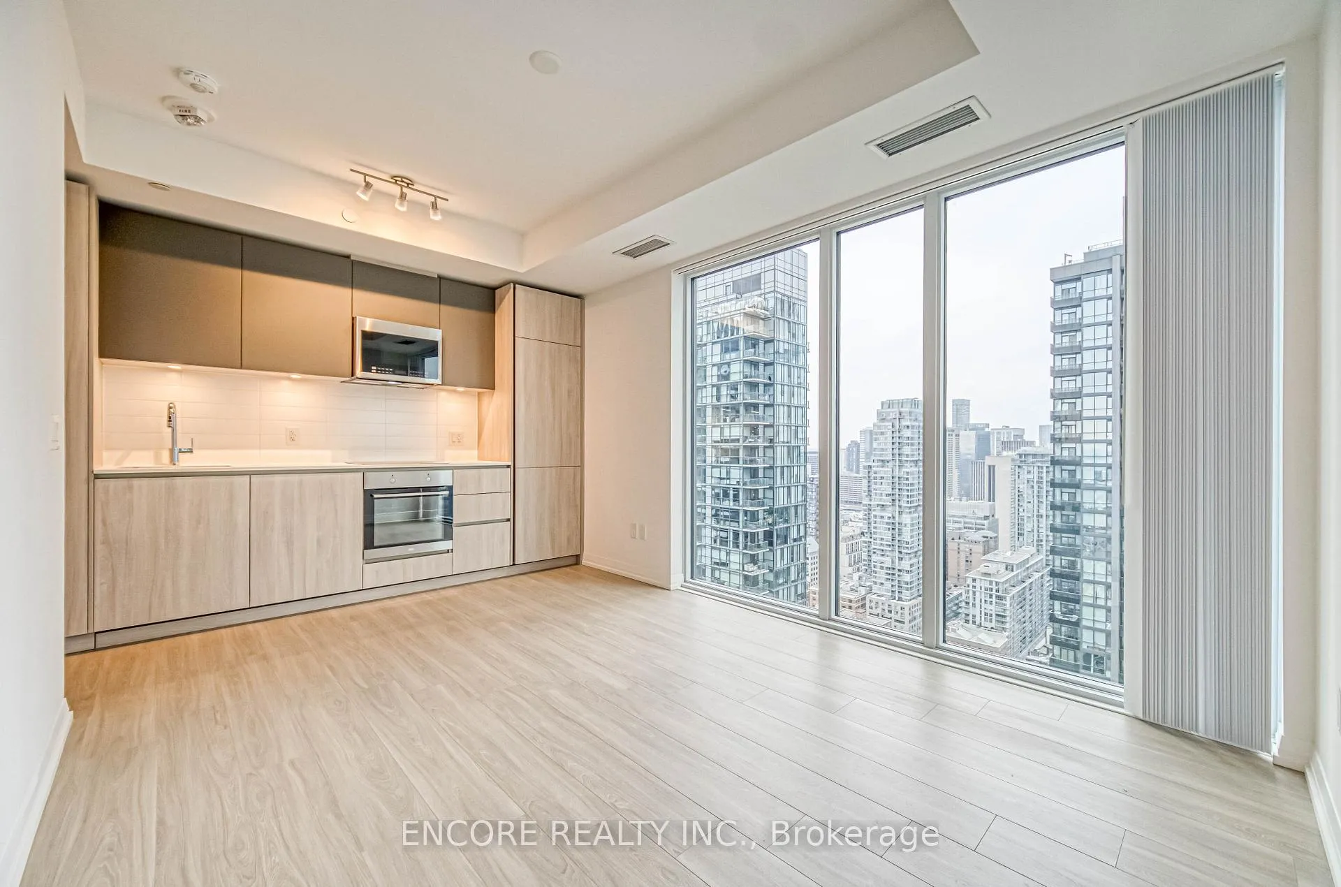 Photo 12 of Unit 3829, 28 Widmer Street, Toronto, Waterfront Communities — HOMEH