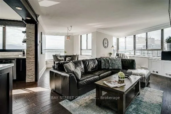 Photo 9 of Unit 702, 250 Queens Quay W, Toronto, Waterfront Communities — HOMEH