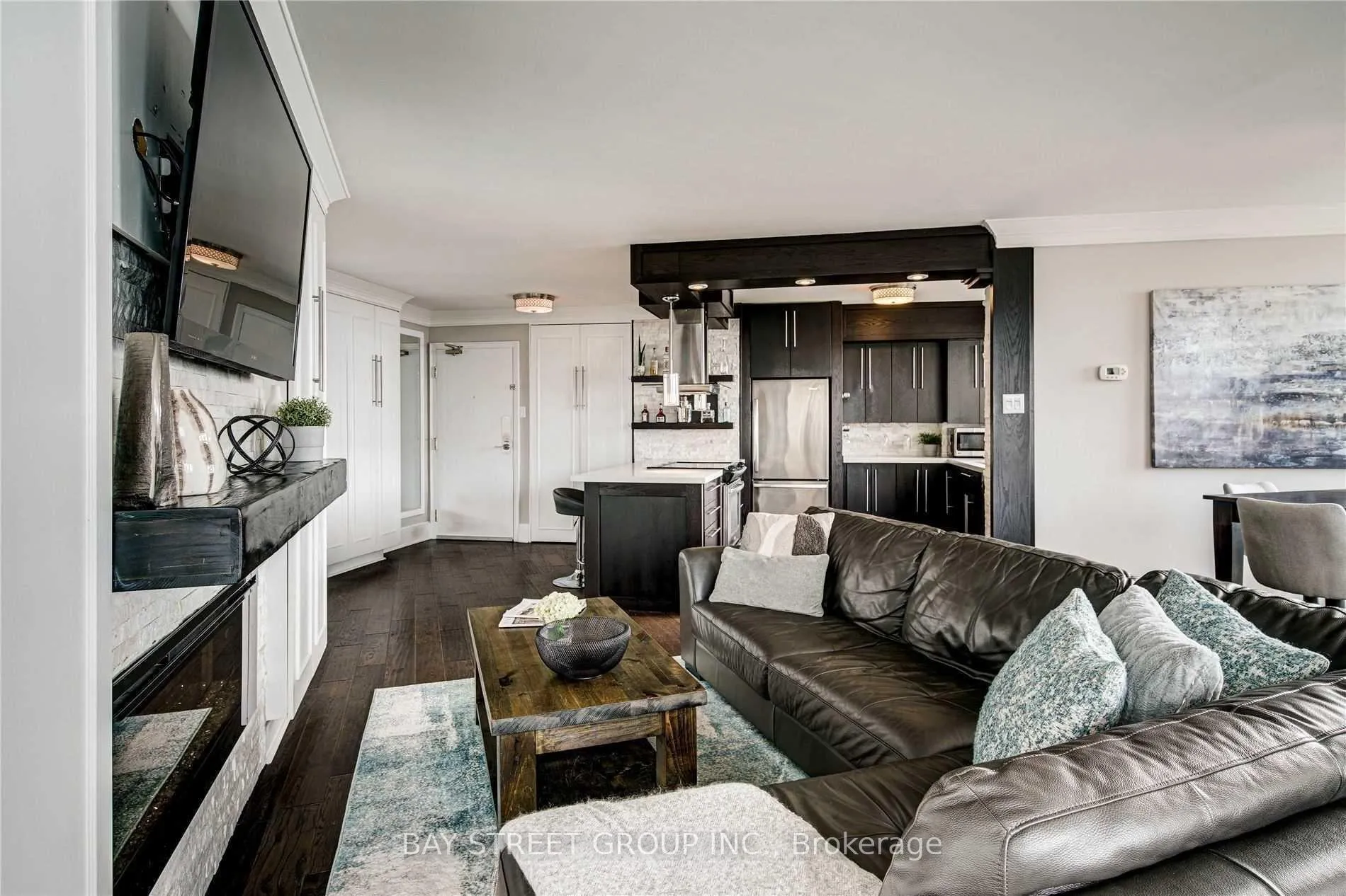 Photo 12 of Unit 702, 250 Queens Quay W, Toronto, Waterfront Communities — HOMEH