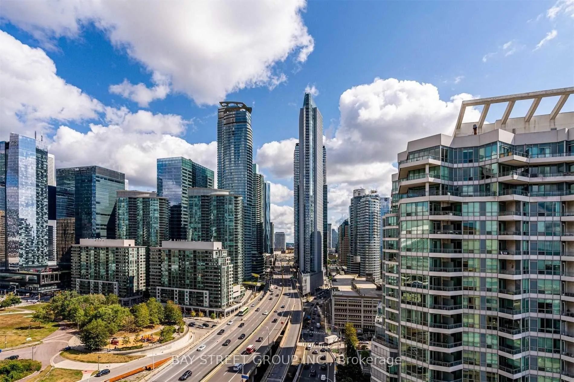 Photo 33 of Unit 702, 250 Queens Quay W, Toronto, Waterfront Communities — HOMEH
