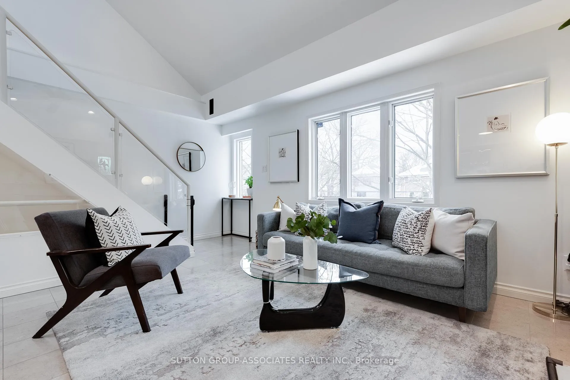 Photo 10 of 27B Claxton Boulevard, Toronto, Humewood-Cedarvale — HOMEH