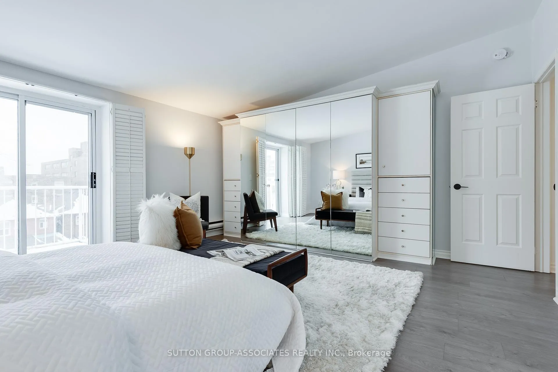 Photo 21 of 27B Claxton Boulevard, Toronto, Humewood-Cedarvale — HOMEH