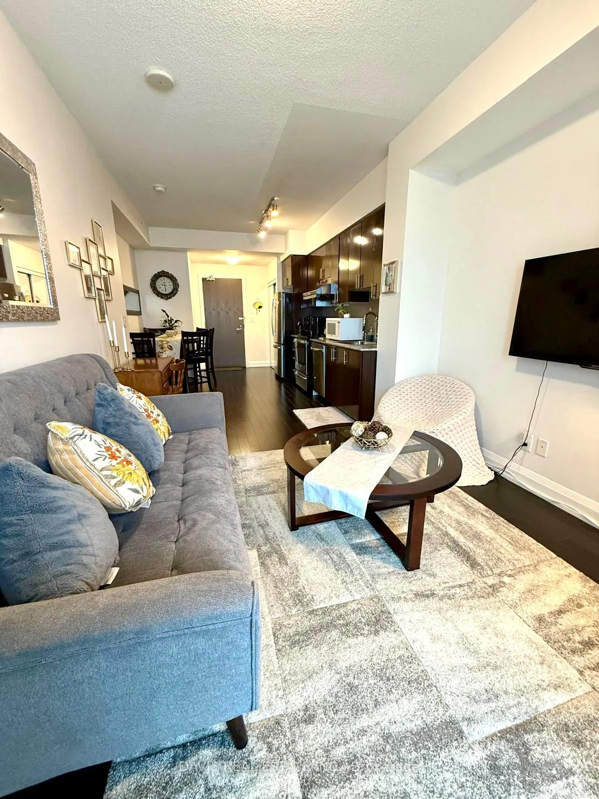 Photo 5 of Unit 2122, 7161 Yonge Street, Markham, Grandview — HOMEH