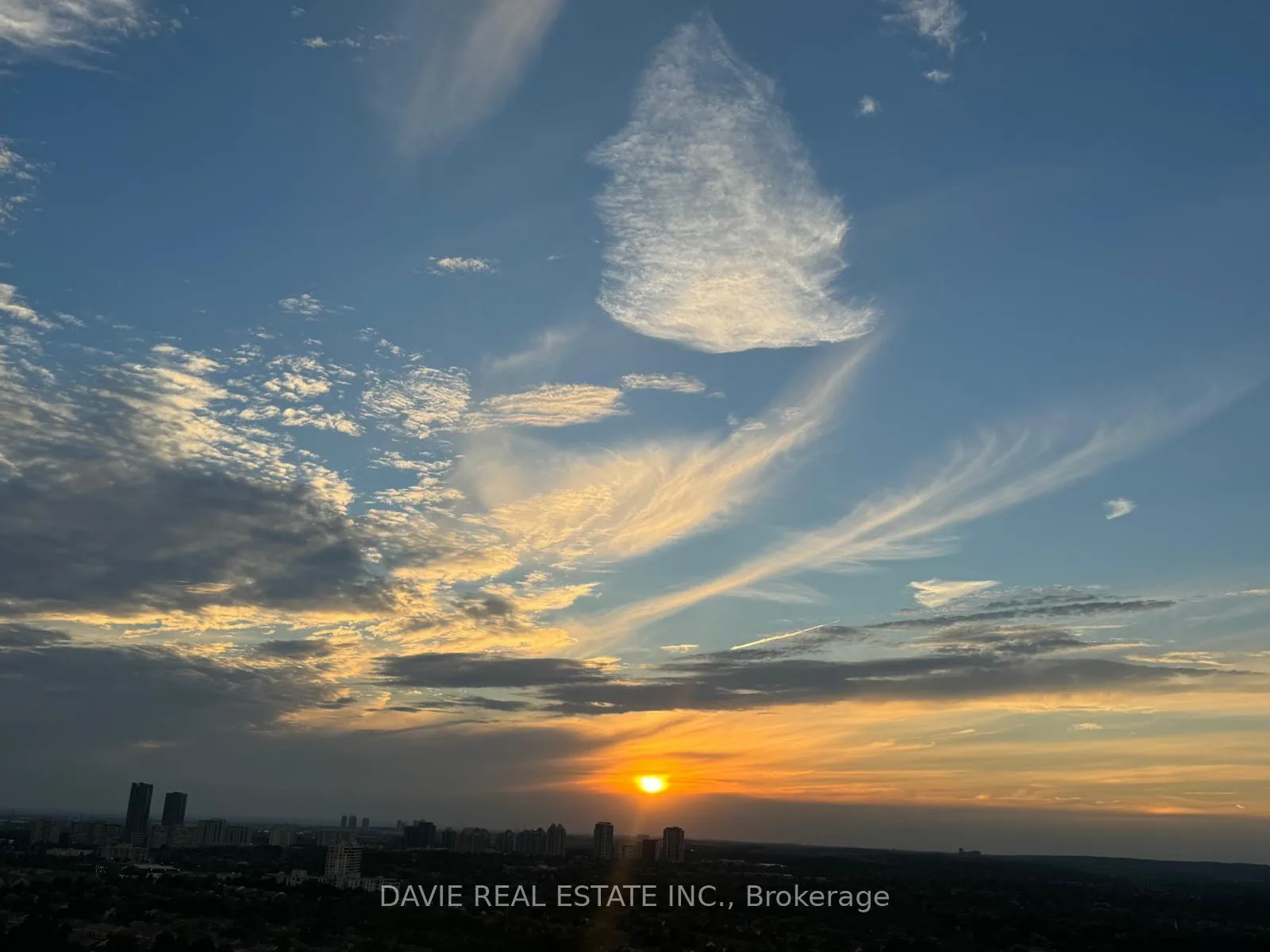Photo 13 of Unit 2122, 7161 Yonge Street, Markham, Grandview — HOMEH