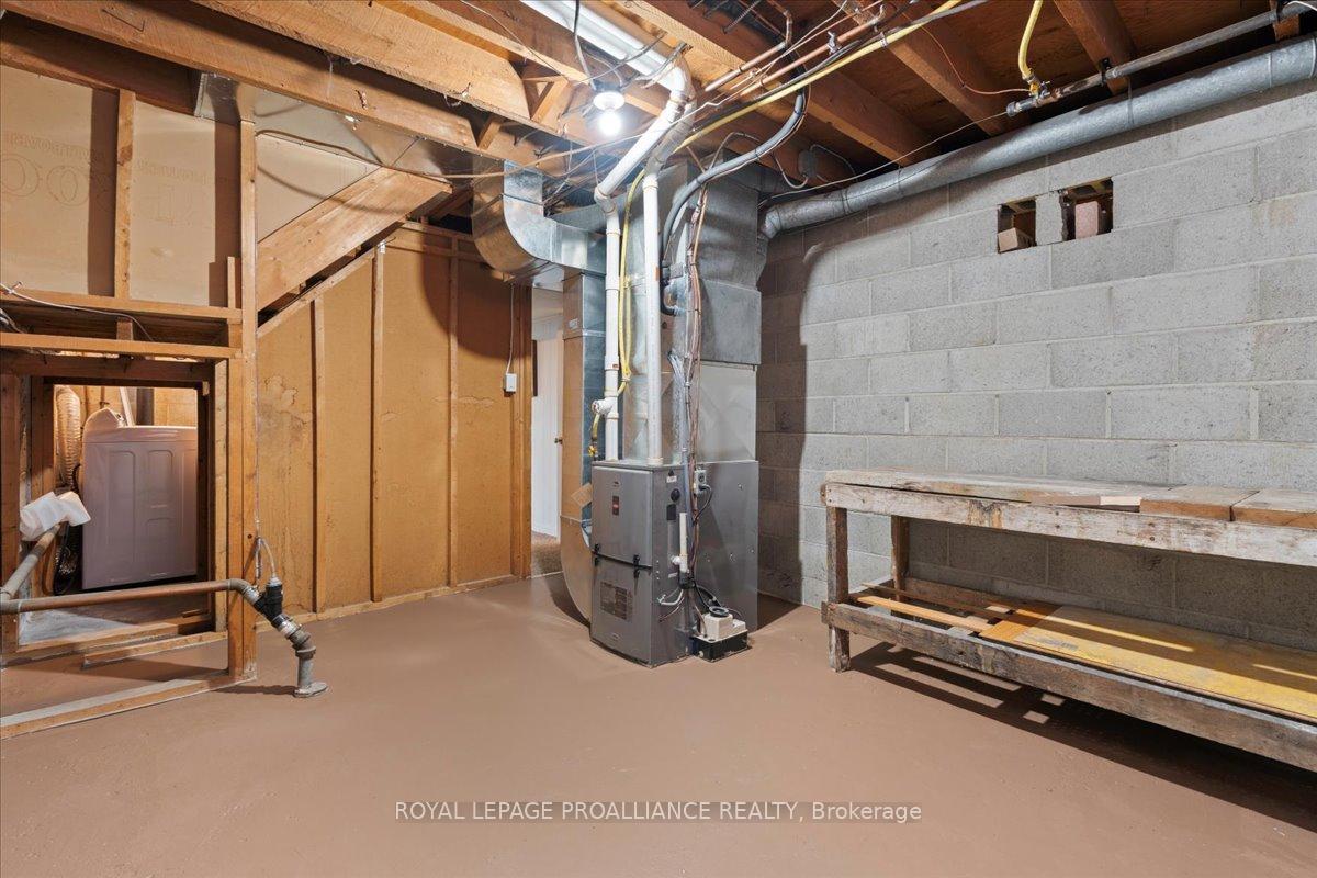Photo 23 of 146 Macdonald Avenue, Belleville, Belleville Ward — HOMEH
