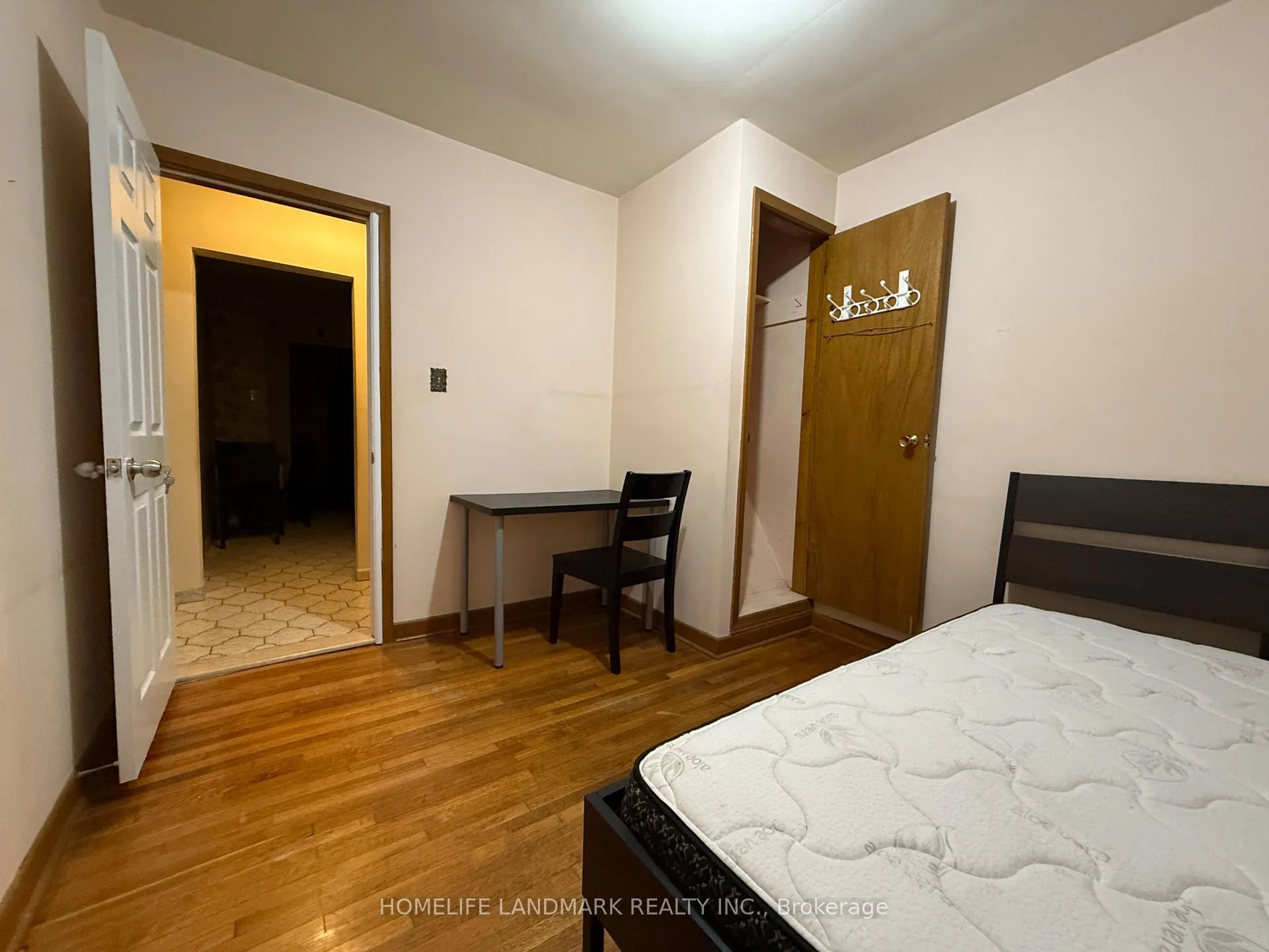 Photo 6 of 128 Chisholm Ave, Toronto, Woodbine-Lumsden — HOMEH