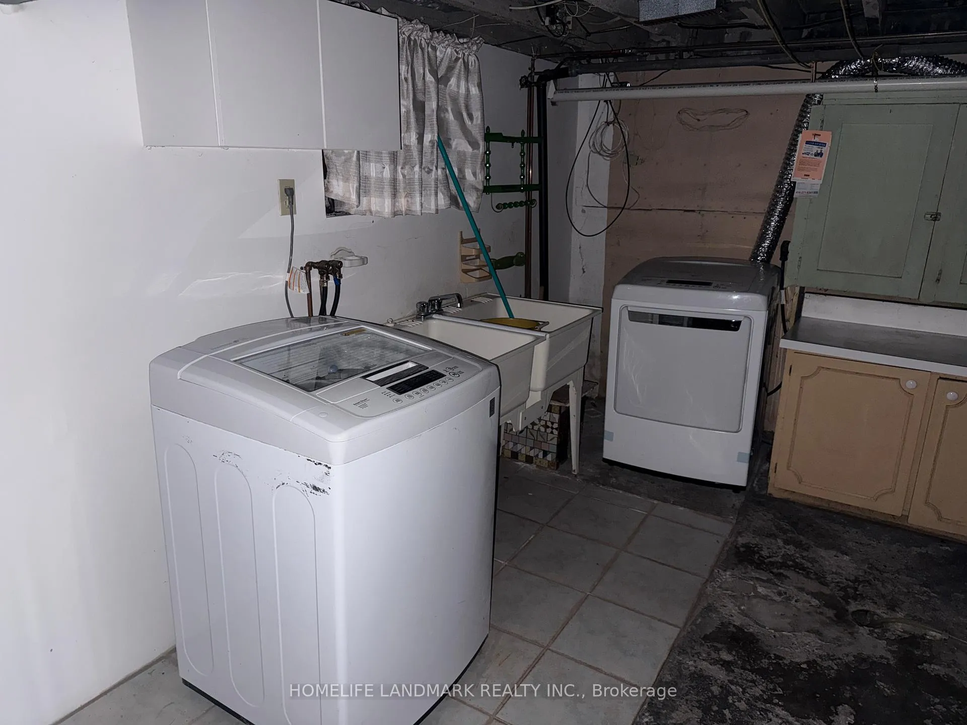 Photo 9 of 128 Chisholm Ave, Toronto, Woodbine-Lumsden — HOMEH