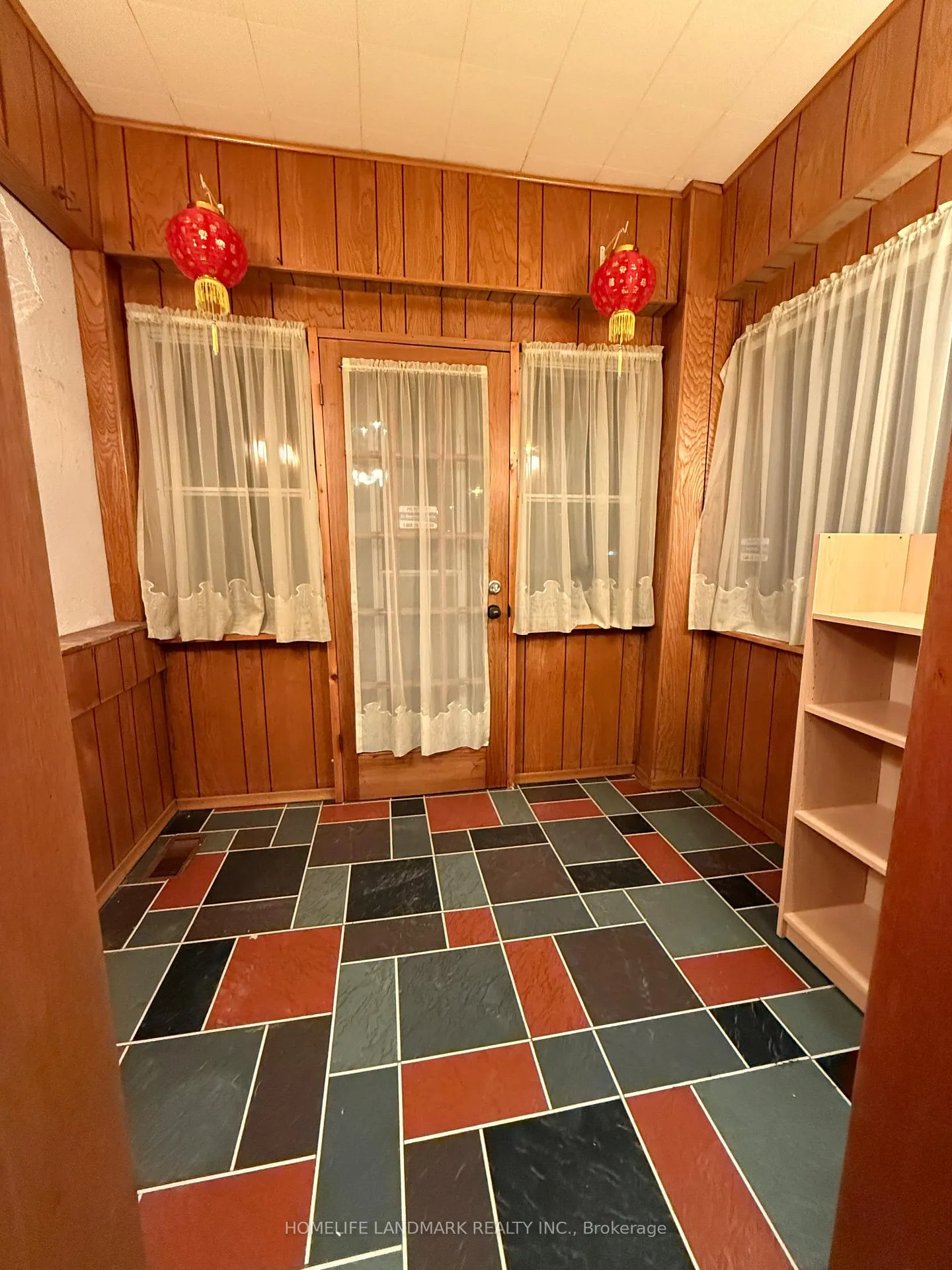 Photo 10 of 128 Chisholm Ave, Toronto, Woodbine-Lumsden — HOMEH