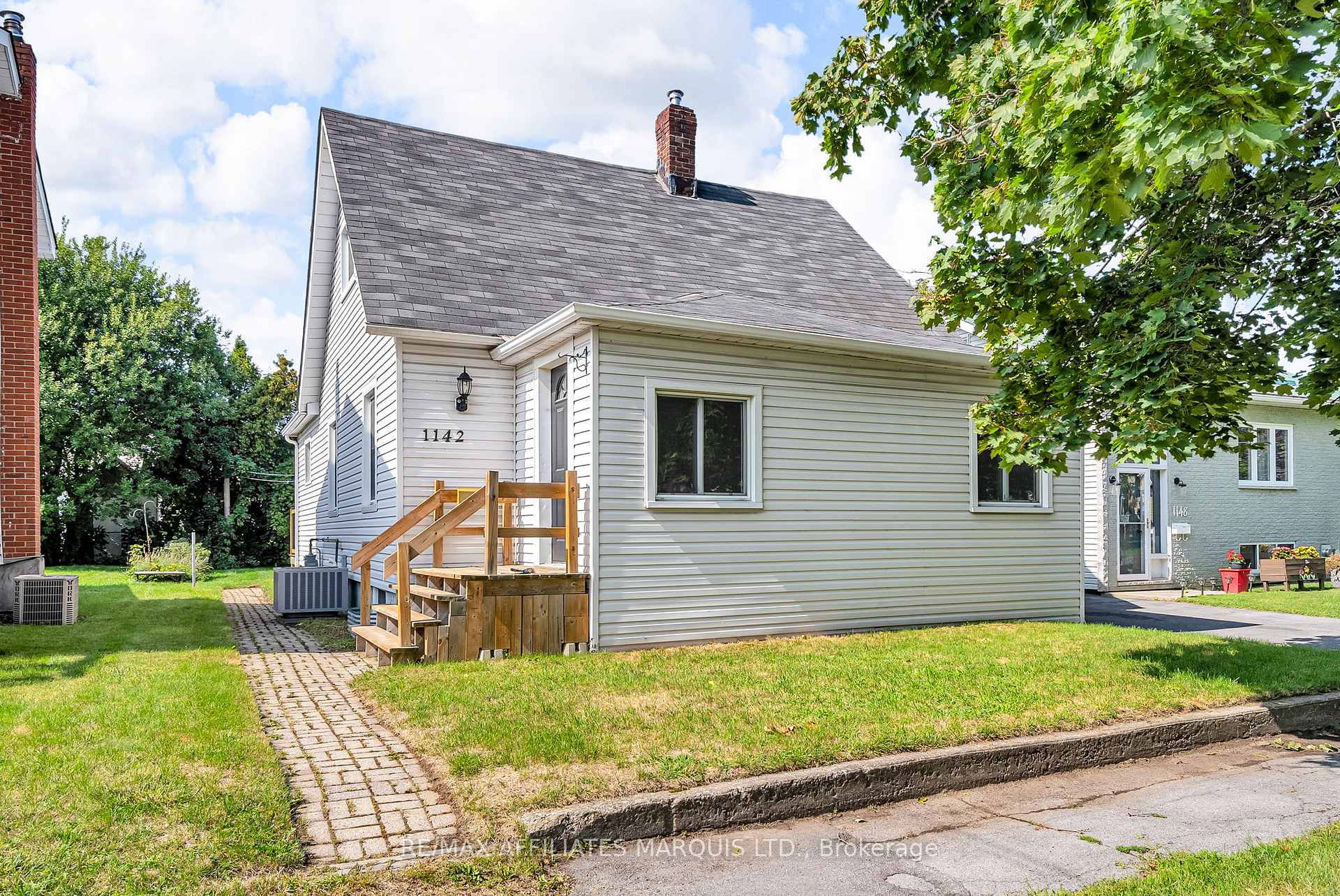 Photo 1 of 1142 Dieppe Street, Cornwall — HOMEH