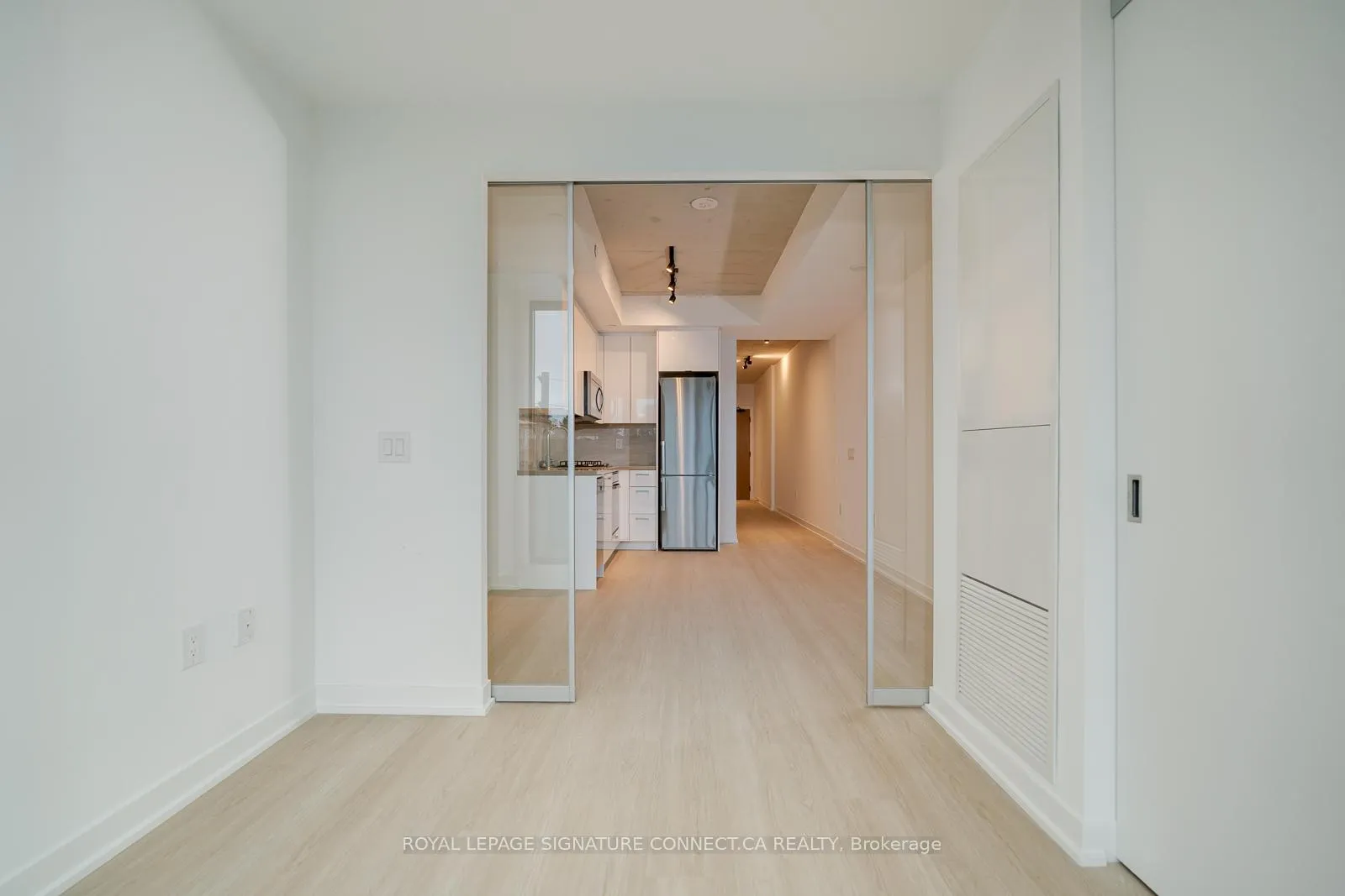 Photo 11 of Unit 304, 195 McCaul Street, Toronto, Kensington-Chinatown — HOMEH