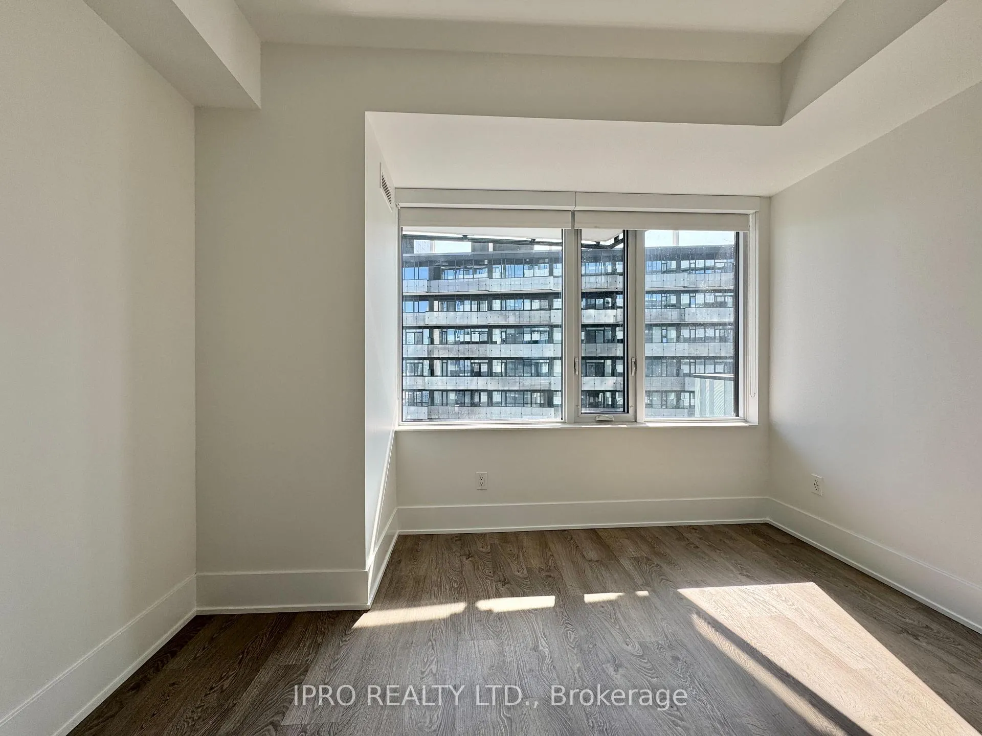Photo 10 of Unit 1815, 470 Front Street W, Toronto, Waterfront Communities — HOMEH