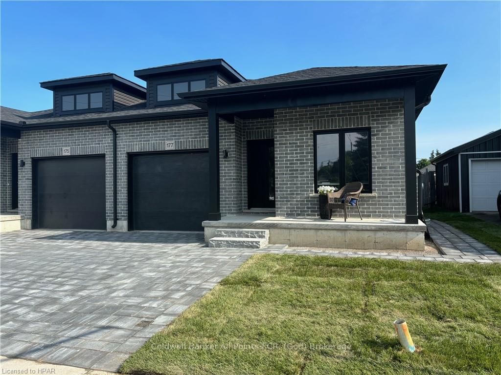 Photo 1 of 169 ELGIN Ave E, Goderich, Goderich Town — HOMEH