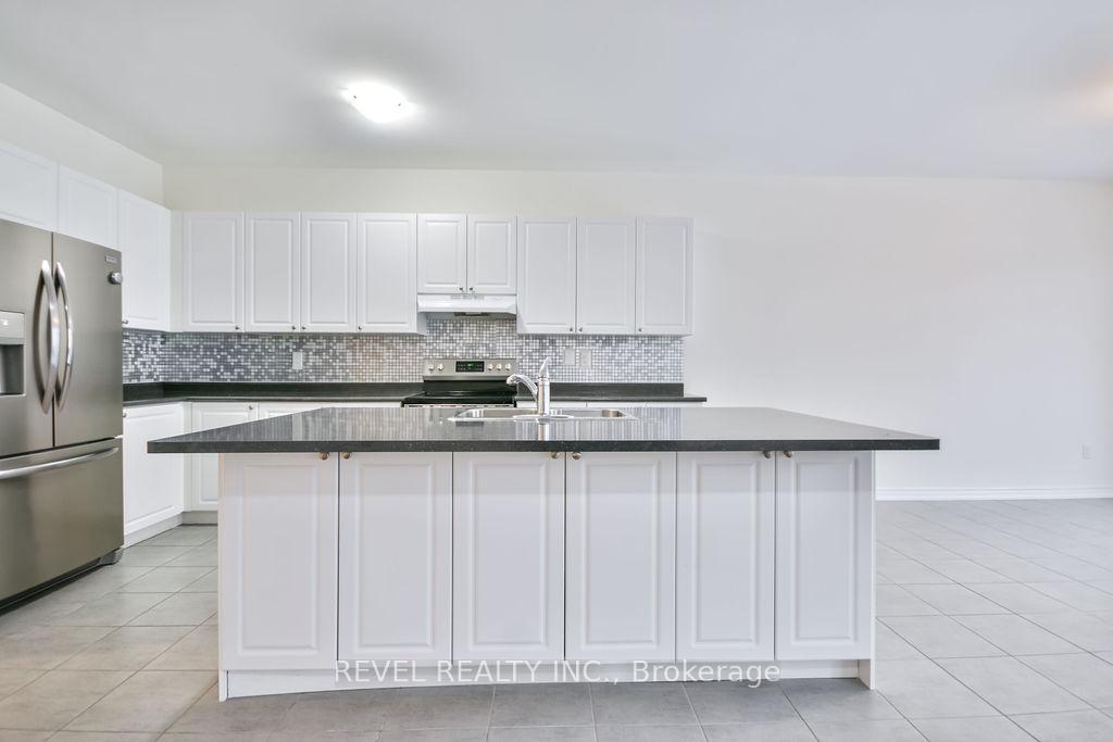 Photo 11 of 40 Sasco Way, Essa, Angus — HOMEH