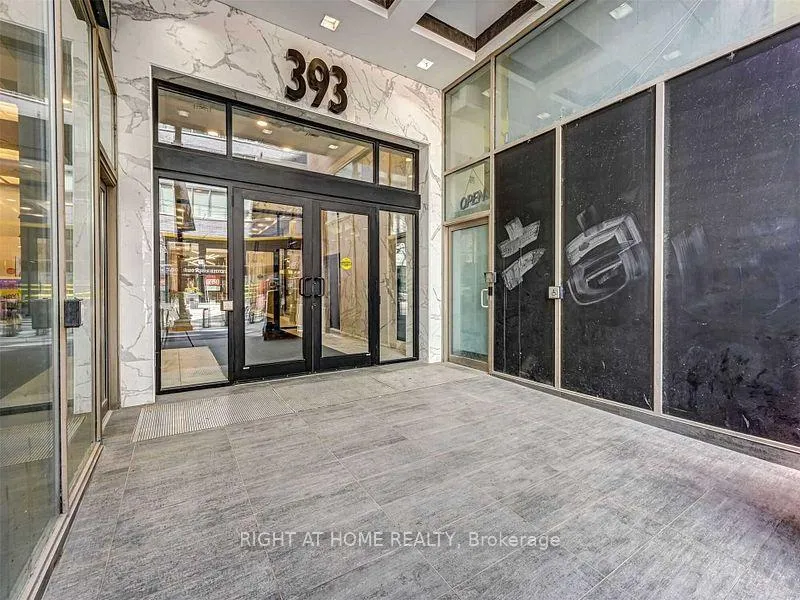 Photo 4 of Unit 1203, 393 King Street W, Toronto, Waterfront Communities — HOMEH