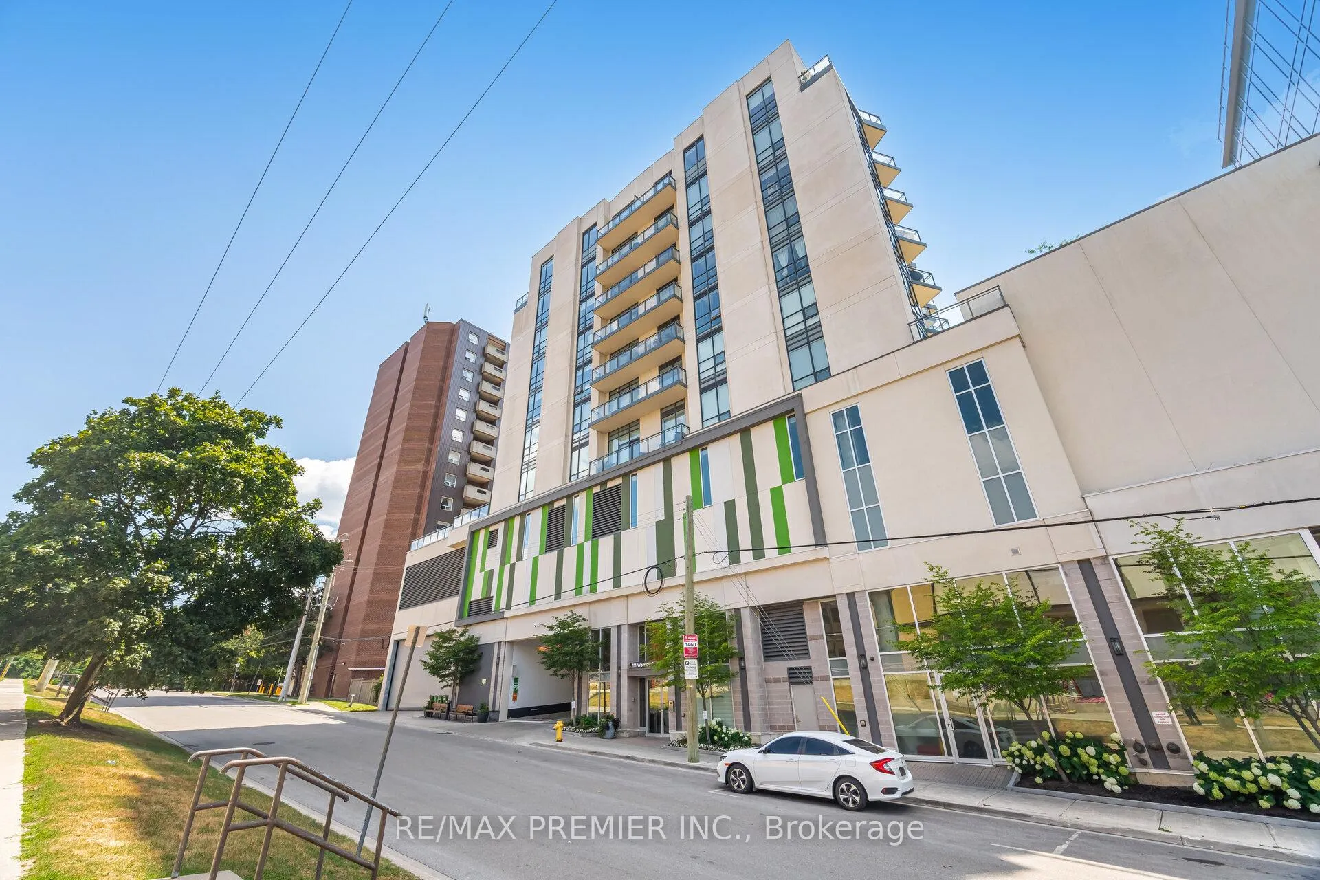 Front of Unit 401, 111 Worsley Street