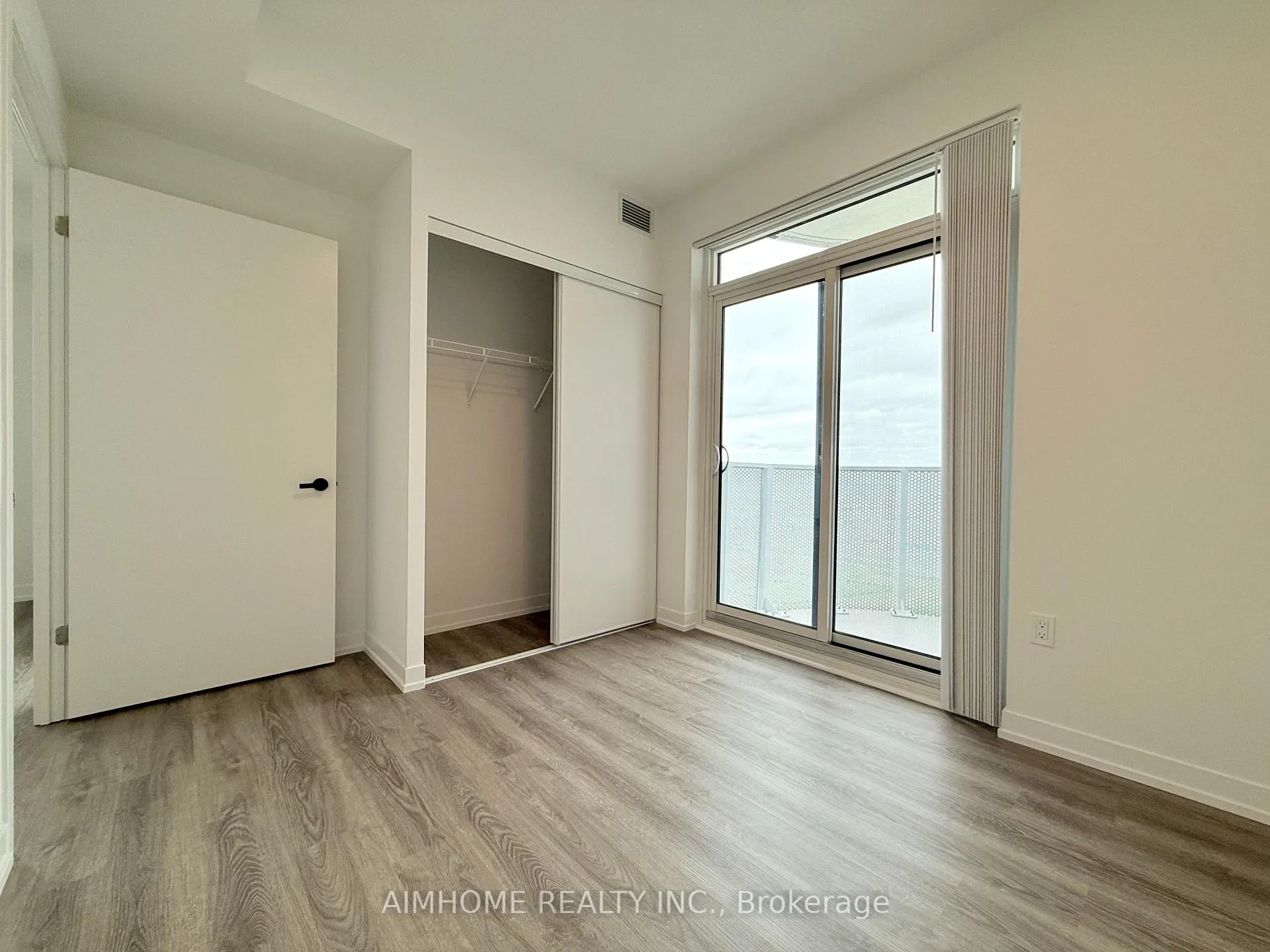Photo 10 of Unit 4511, 195 Commerce Street, Vaughan, Vaughan Corporate Centre — HOMEH