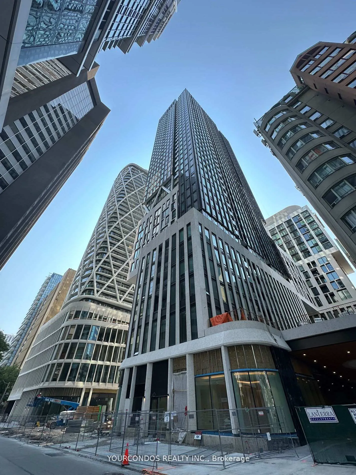 Photo 1 of Unit 1205, 238 Simcoe Street, Toronto, Kensington-Chinatown — HOMEH