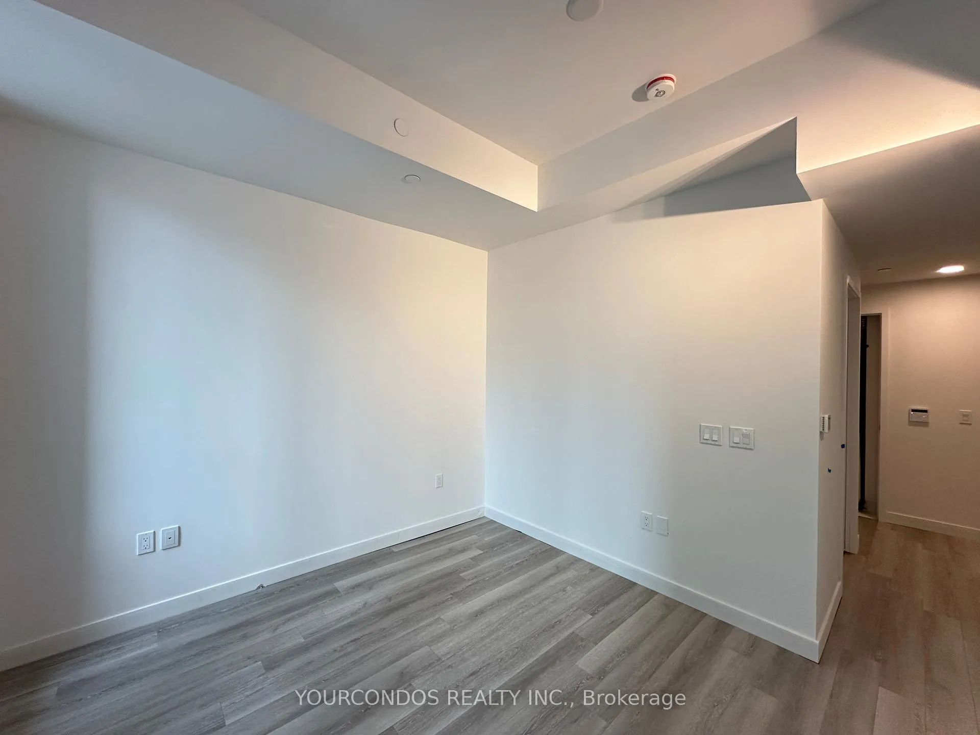 Photo 4 of Unit 1205, 238 Simcoe Street, Toronto, Kensington-Chinatown — HOMEH