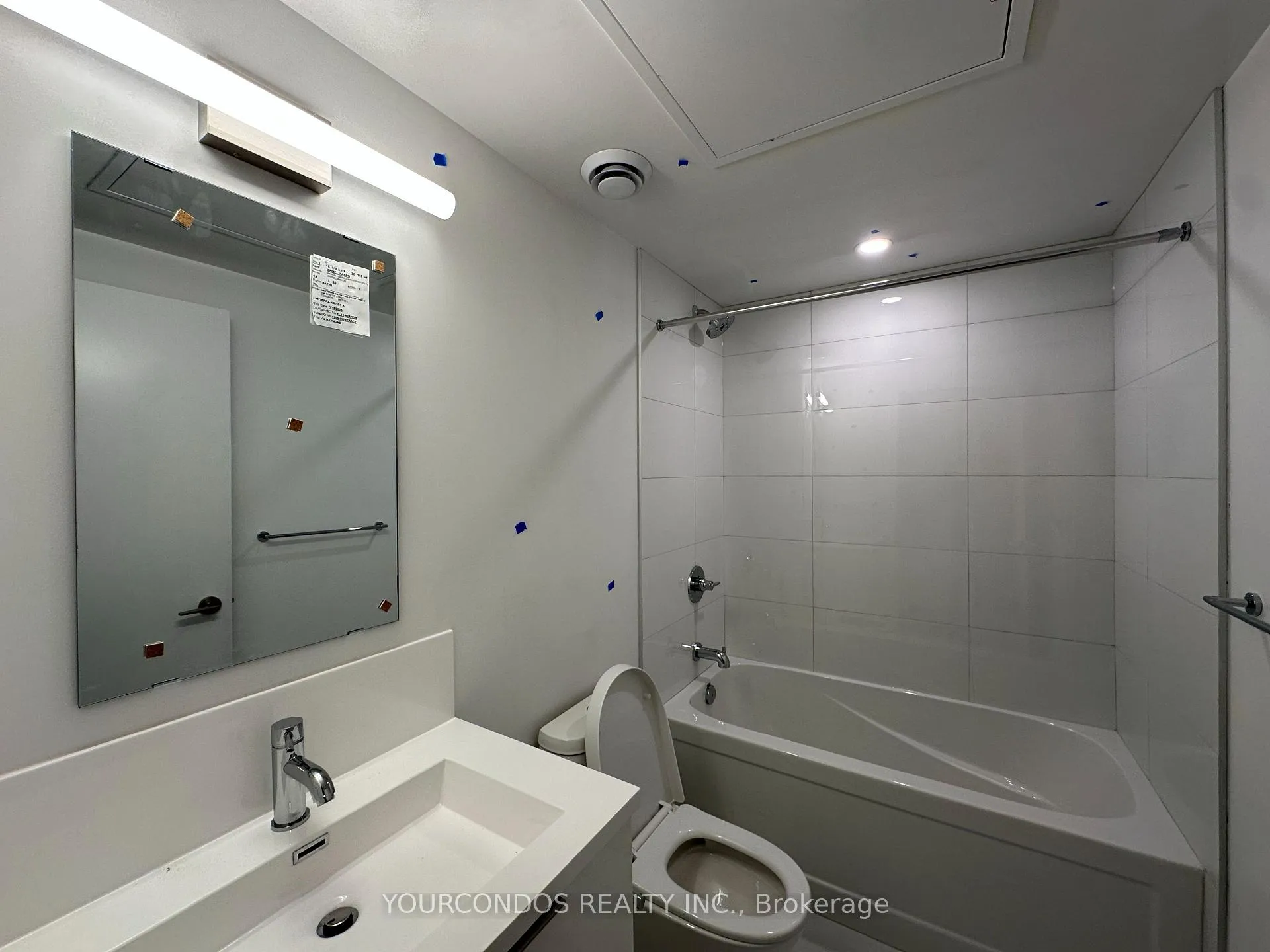 Photo 5 of Unit 1205, 238 Simcoe Street, Toronto, Kensington-Chinatown — HOMEH
