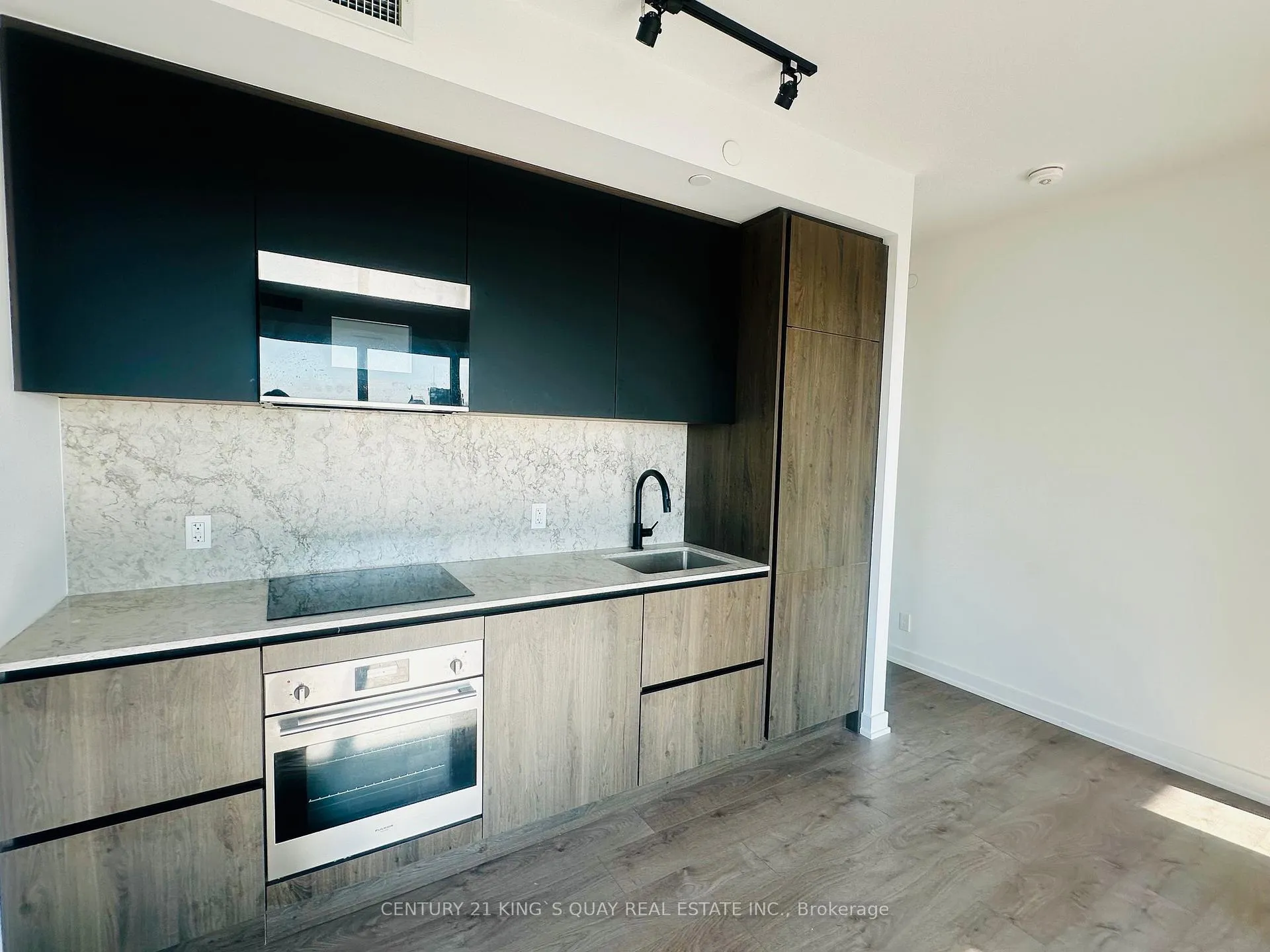 Photo 7 of Unit 1623, 108 Peter Street, Toronto, Waterfront Communities — HOMEH