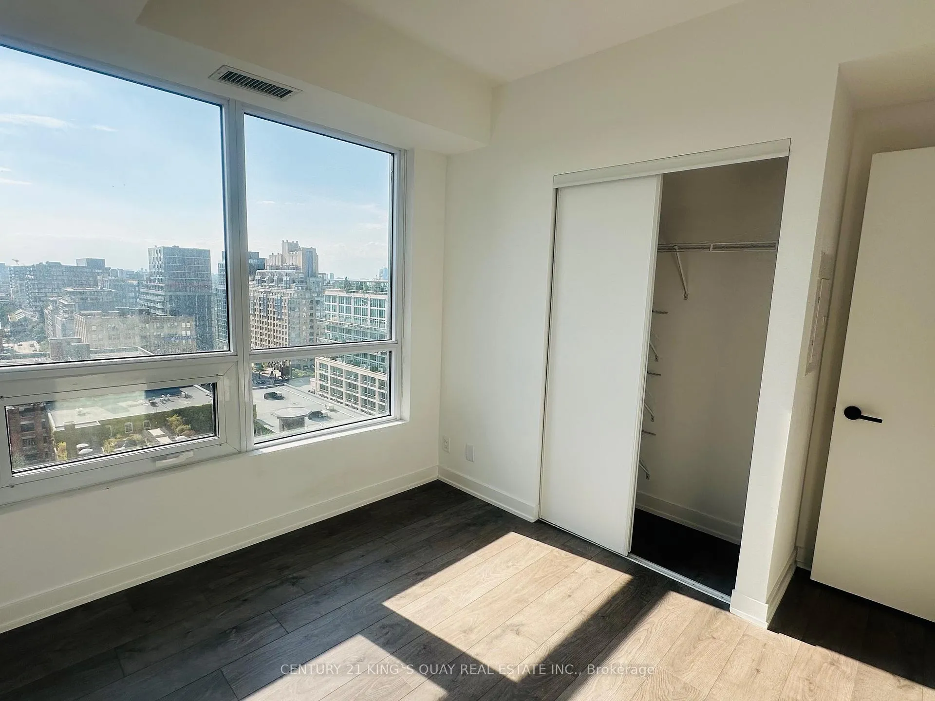 Photo 9 of Unit 1623, 108 Peter Street, Toronto, Waterfront Communities — HOMEH
