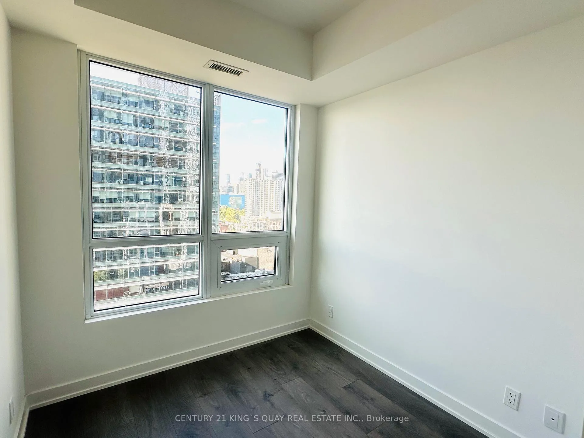Photo 12 of Unit 1623, 108 Peter Street, Toronto, Waterfront Communities — HOMEH