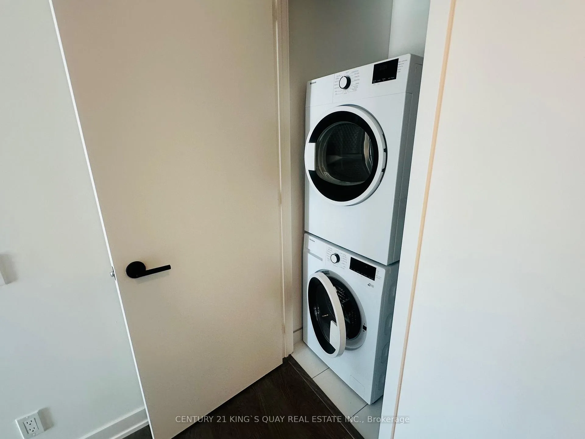 Photo 16 of Unit 1623, 108 Peter Street, Toronto, Waterfront Communities — HOMEH