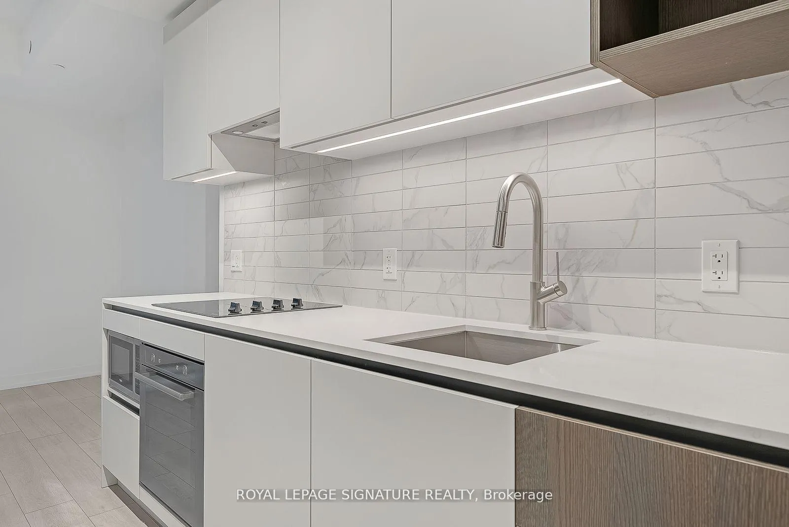 Photo 11 of Unit 522, 55 Mercer Street, Toronto, Waterfront Communities — HOMEH
