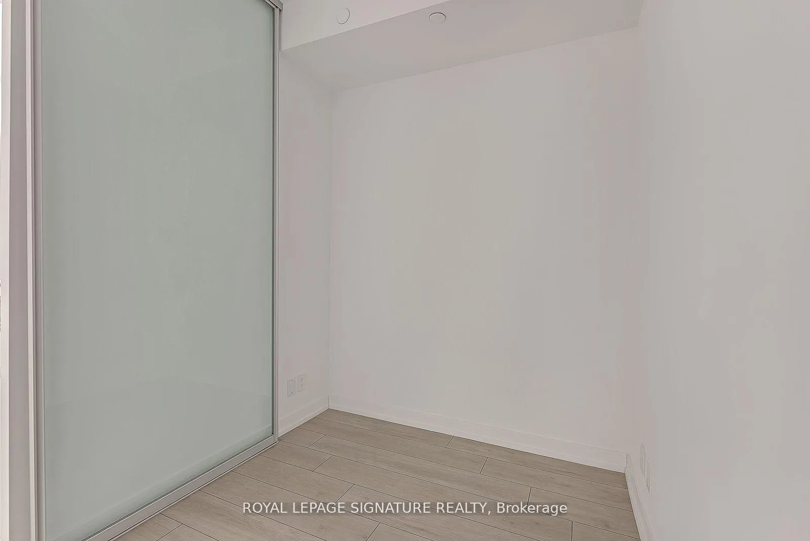 Photo 13 of Unit 522, 55 Mercer Street, Toronto, Waterfront Communities — HOMEH
