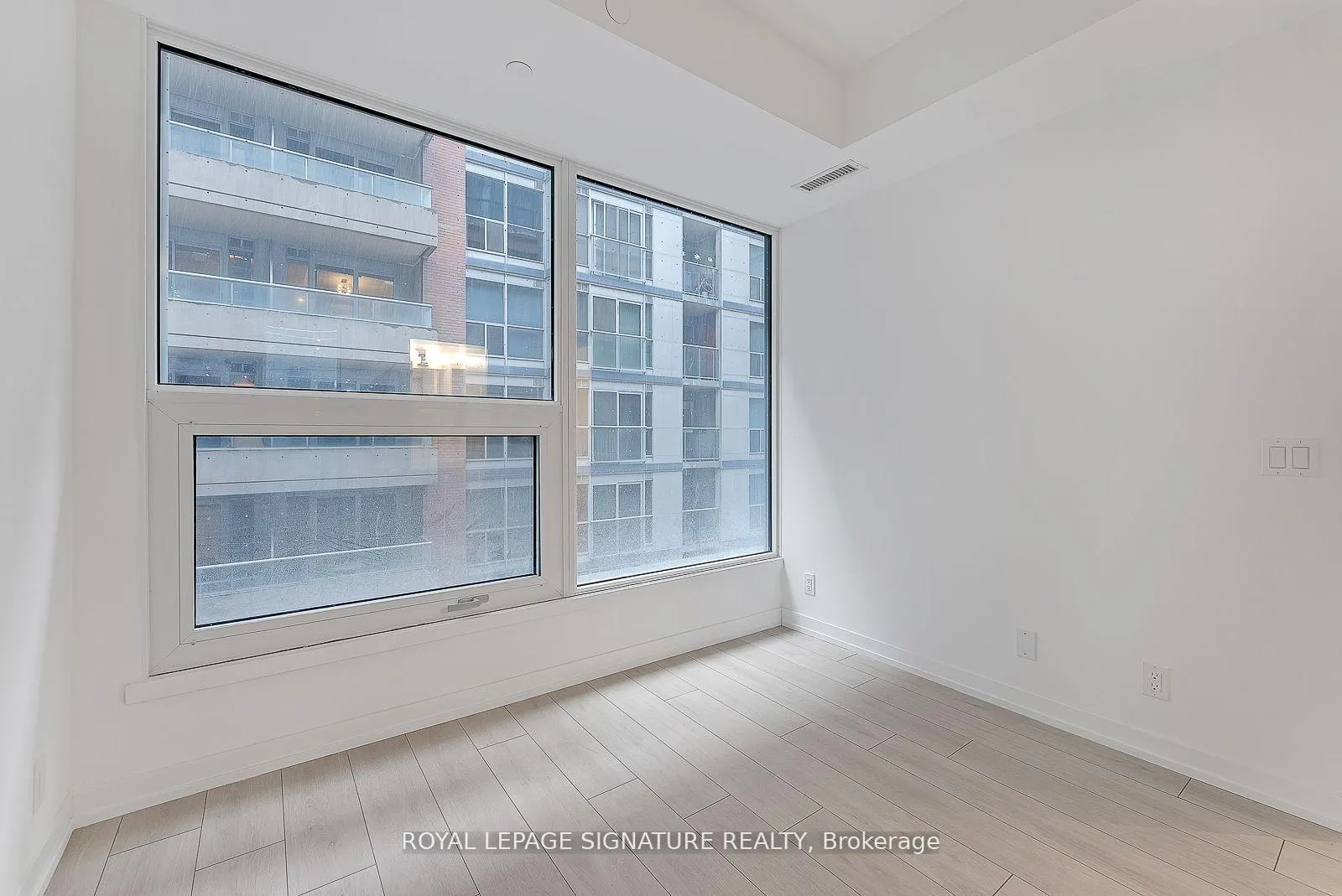 Photo 16 of Unit 522, 55 Mercer Street, Toronto, Waterfront Communities — HOMEH