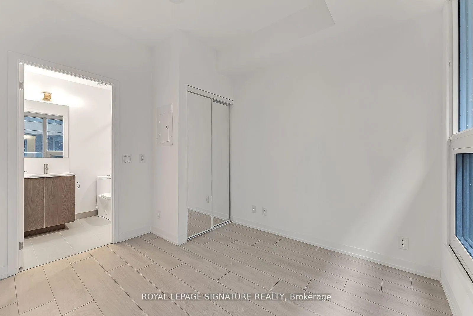 Photo 18 of Unit 522, 55 Mercer Street, Toronto, Waterfront Communities — HOMEH
