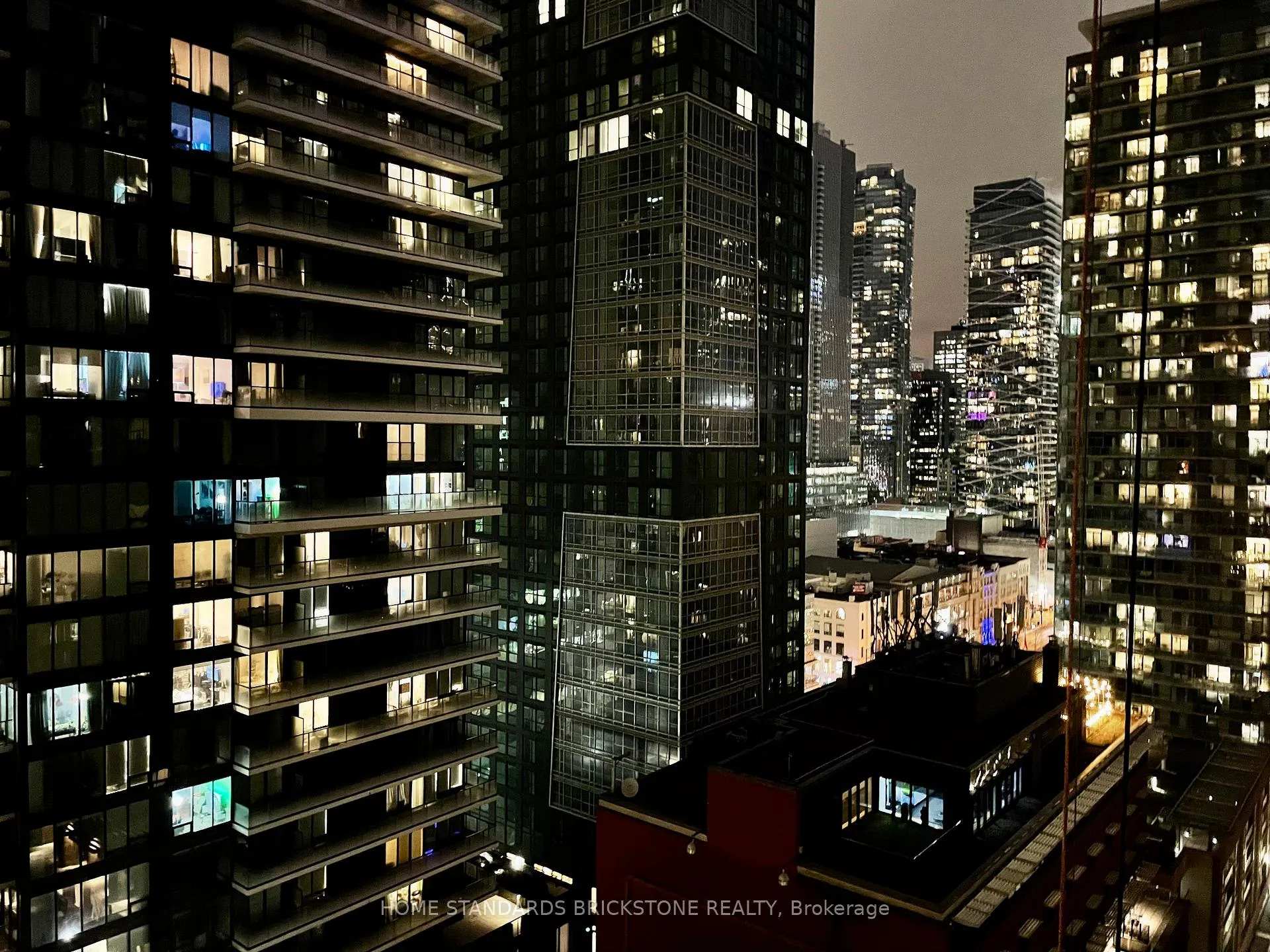 Photo 10 of Unit 2006, 55 Mercer Street, Toronto, Waterfront Communities — HOMEH