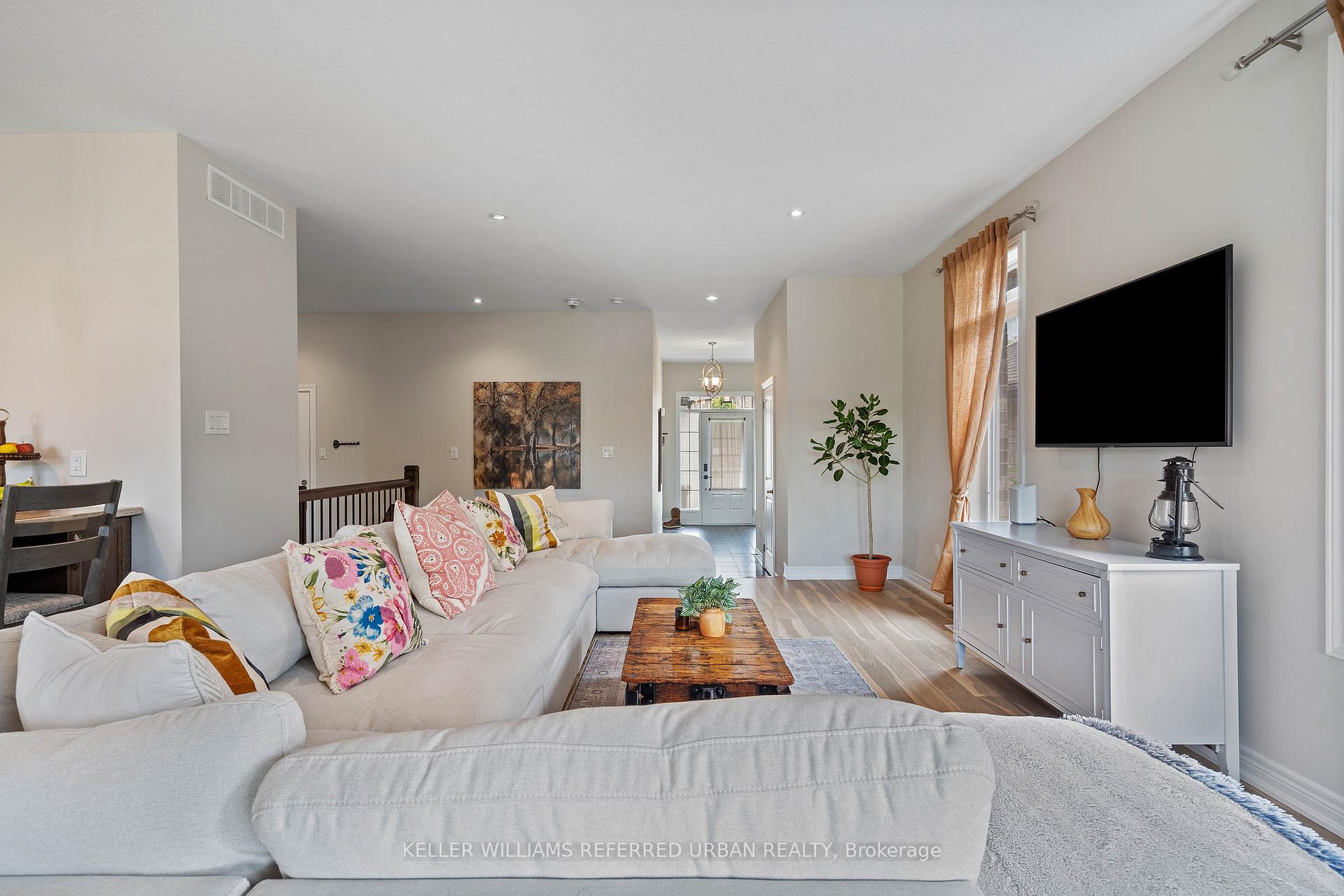 Photo 9 of 21 Balmoral Street, Brant, Paris — HOMEH