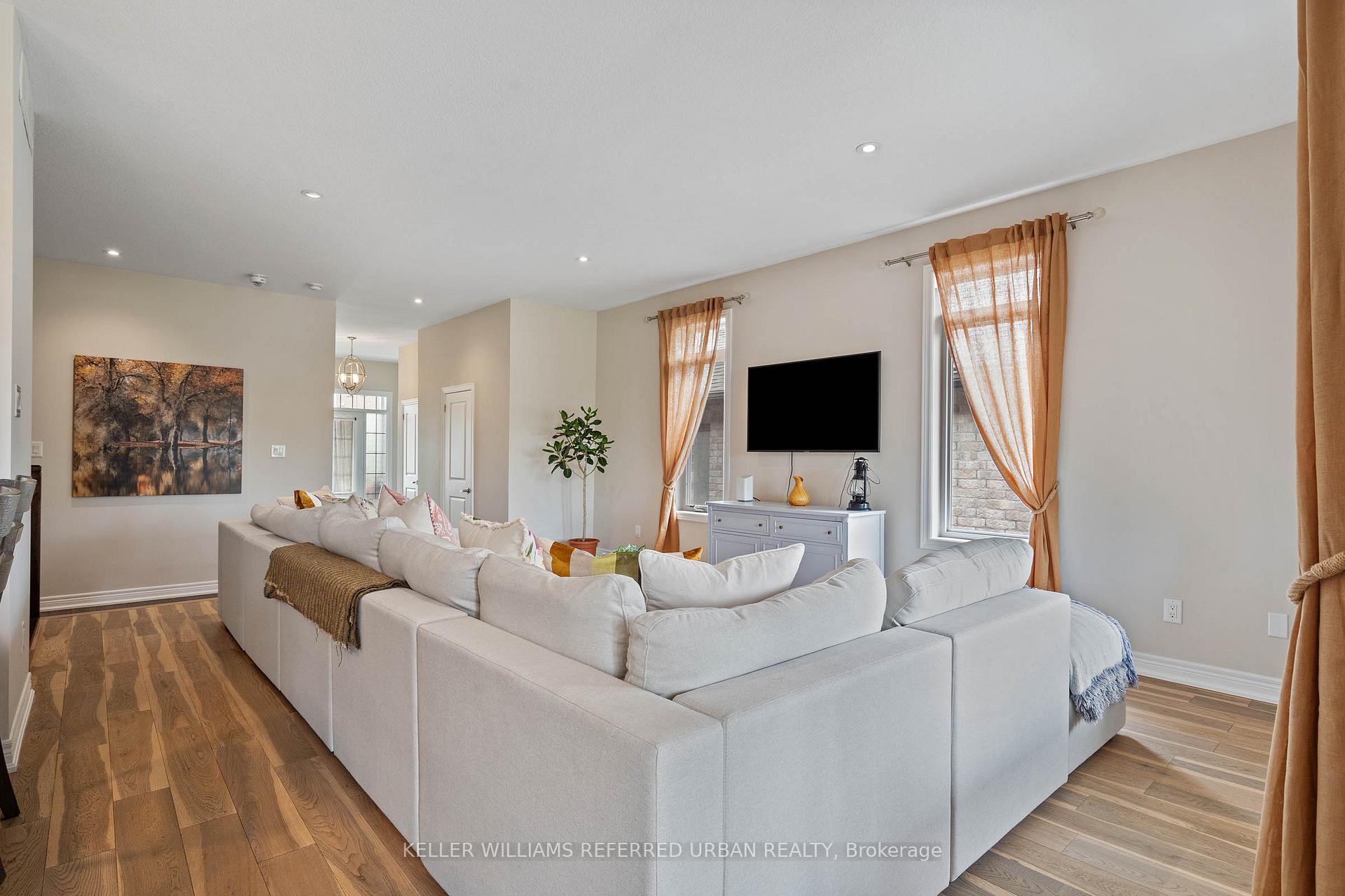 Photo 10 of 21 Balmoral Street, Brant, Paris — HOMEH
