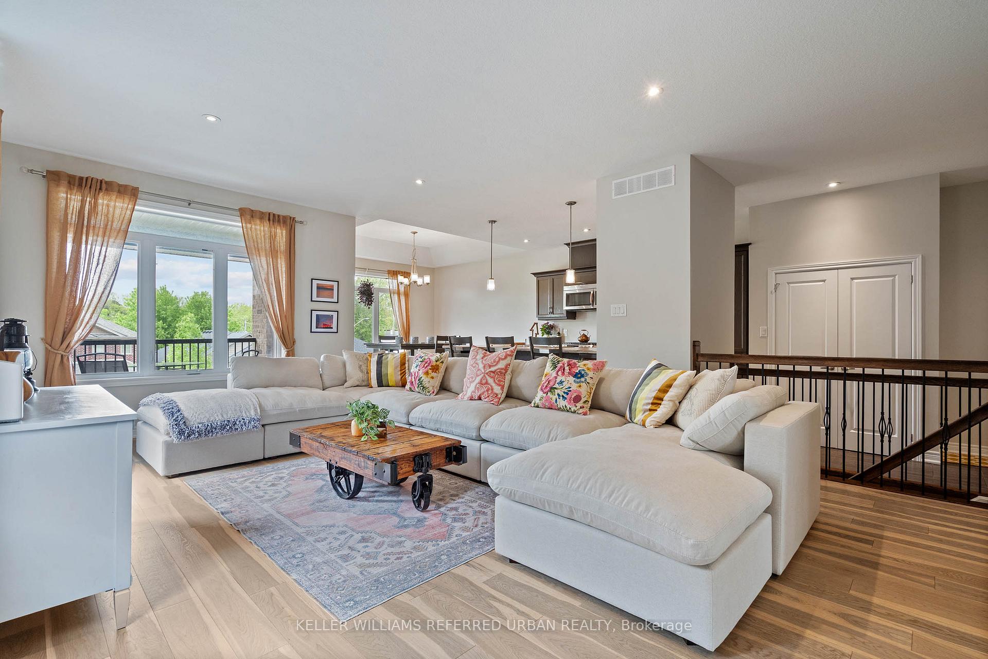 Photo 11 of 21 Balmoral Street, Brant, Paris — HOMEH