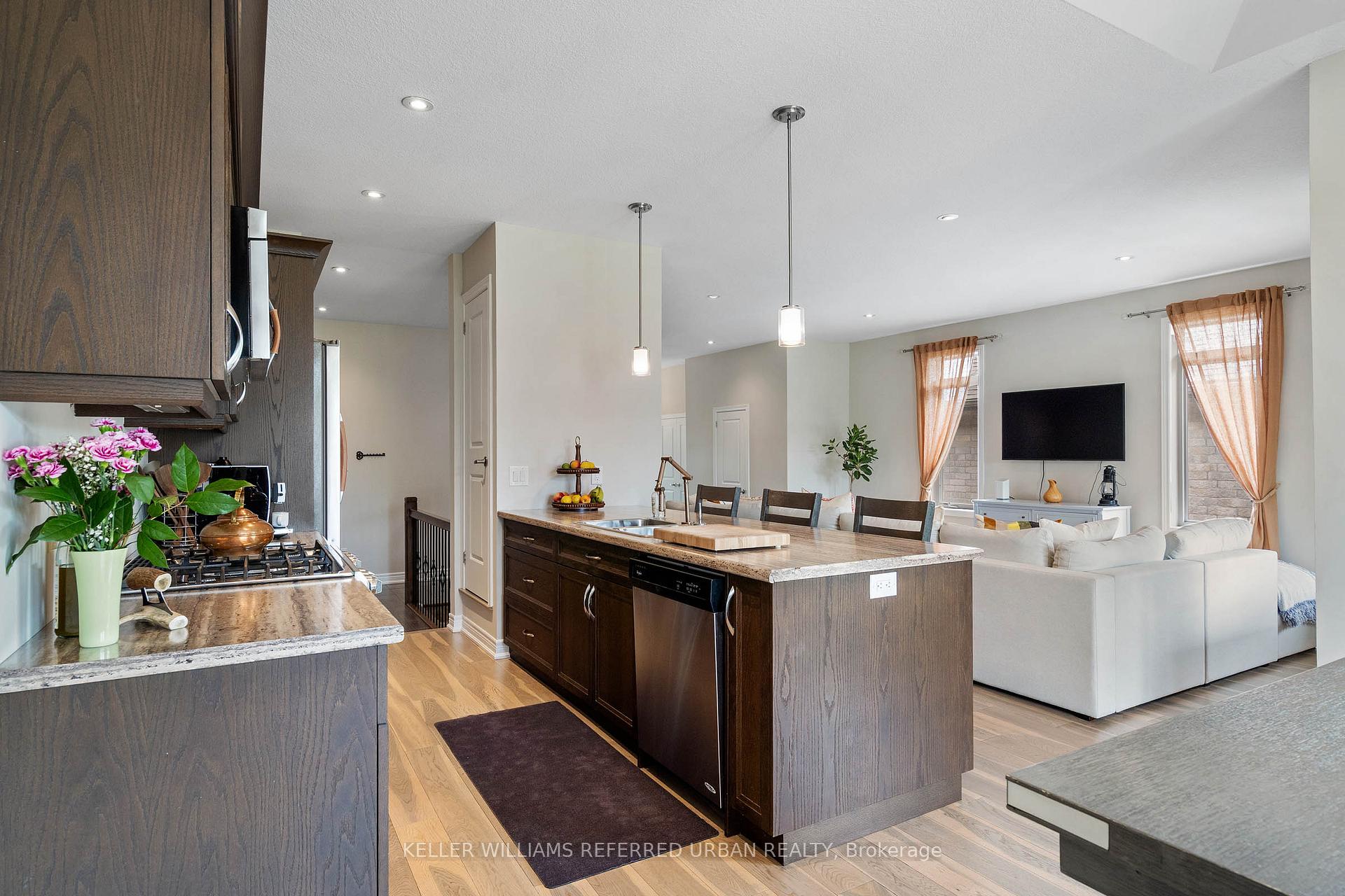 Photo 16 of 21 Balmoral Street, Brant, Paris — HOMEH
