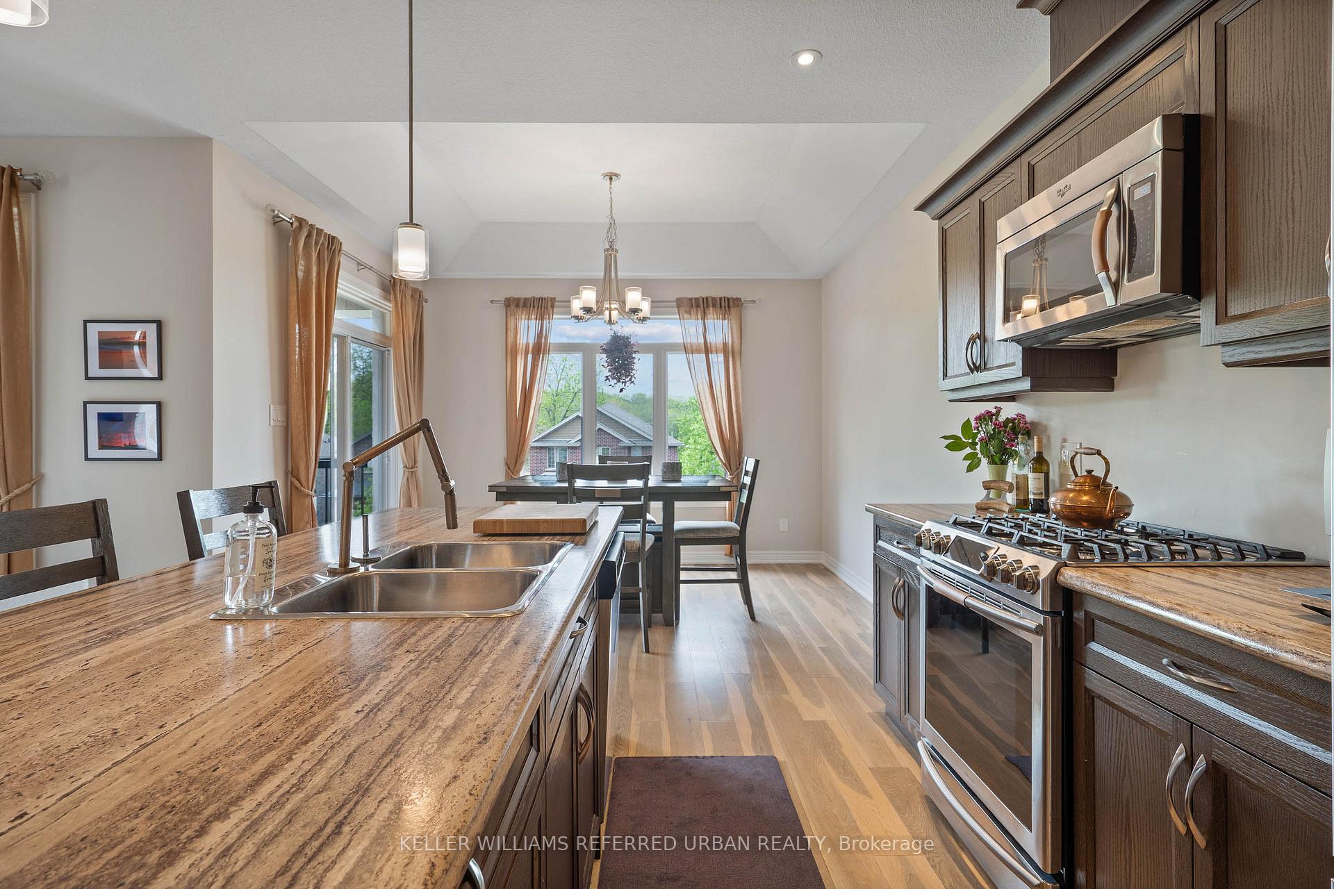 Photo 18 of 21 Balmoral Street, Brant, Paris — HOMEH