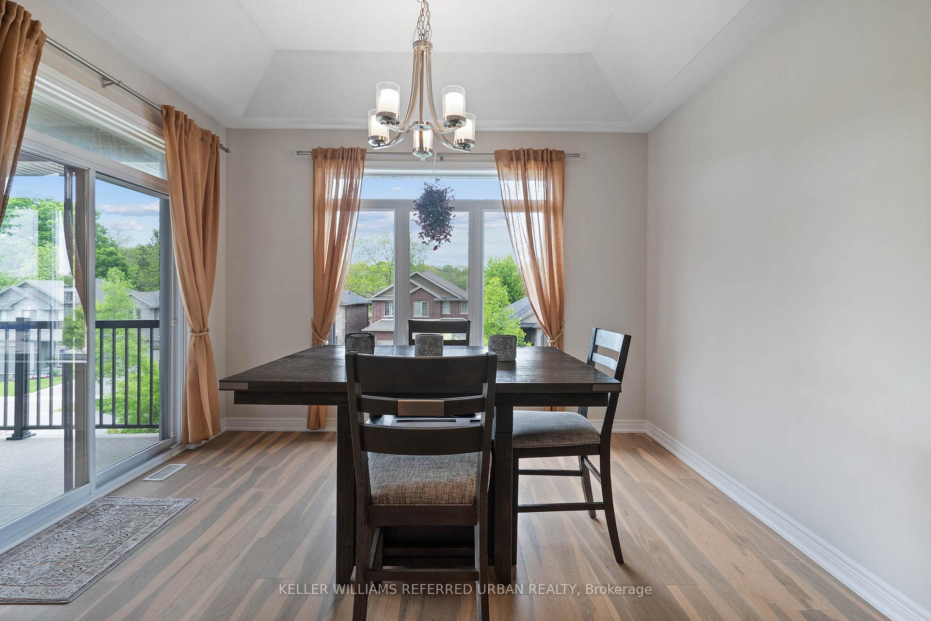 Photo 22 of 21 Balmoral Street, Brant, Paris — HOMEH
