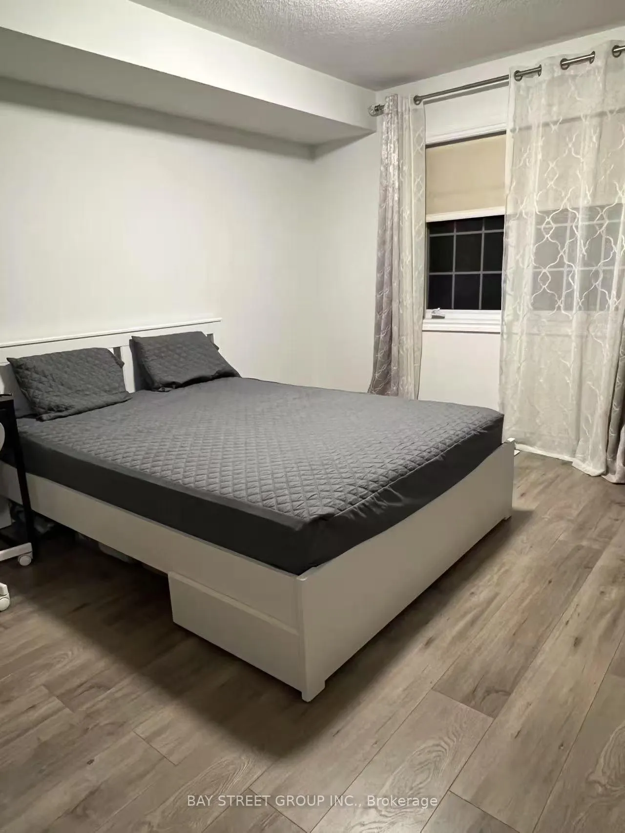 Photo 5 of Unit 33, 8 Brighton Place, Vaughan, Crestwood-Springfarm-Yorkhill — HOMEH