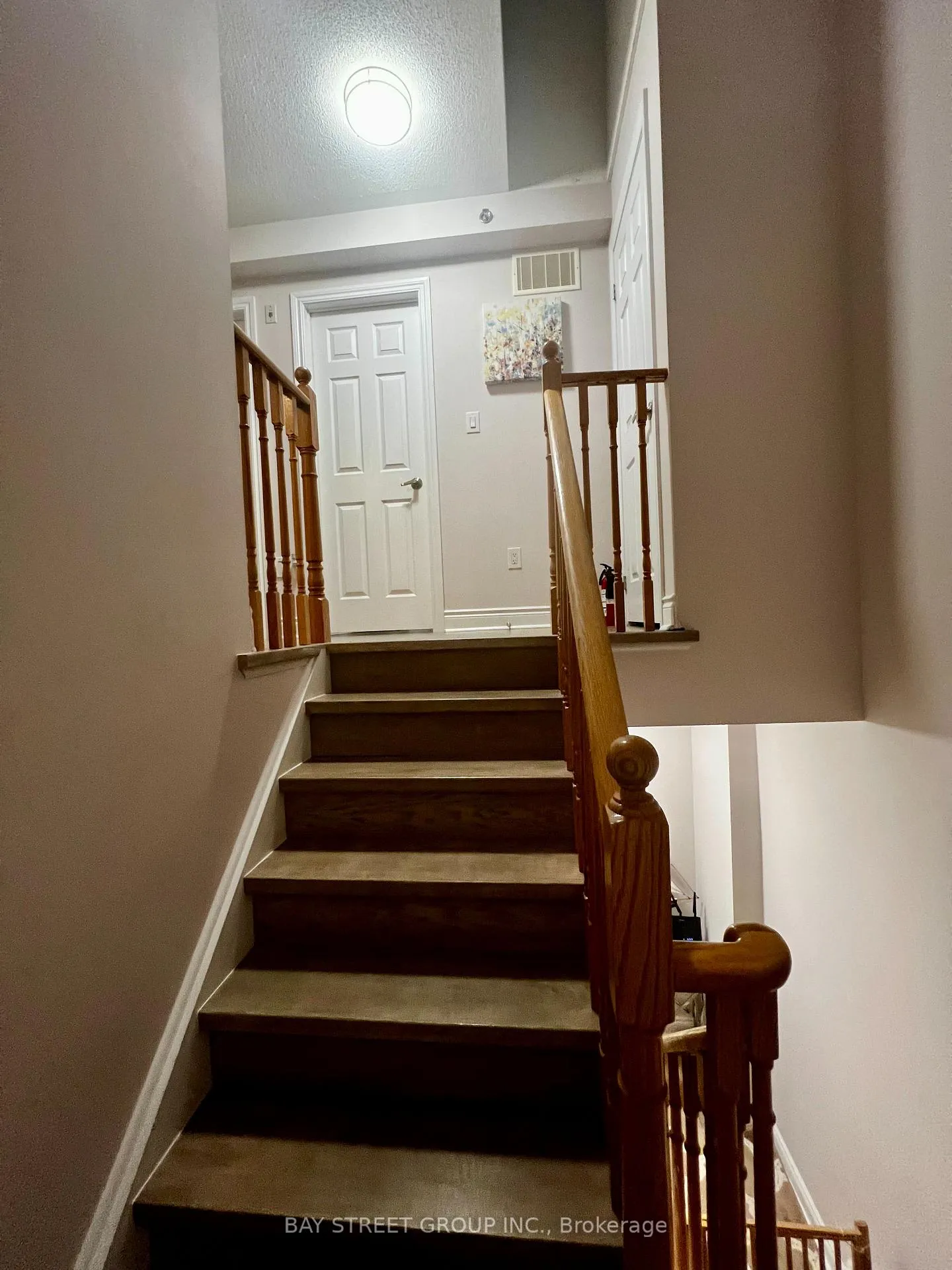 Photo 9 of Unit 33, 8 Brighton Place, Vaughan, Crestwood-Springfarm-Yorkhill — HOMEH