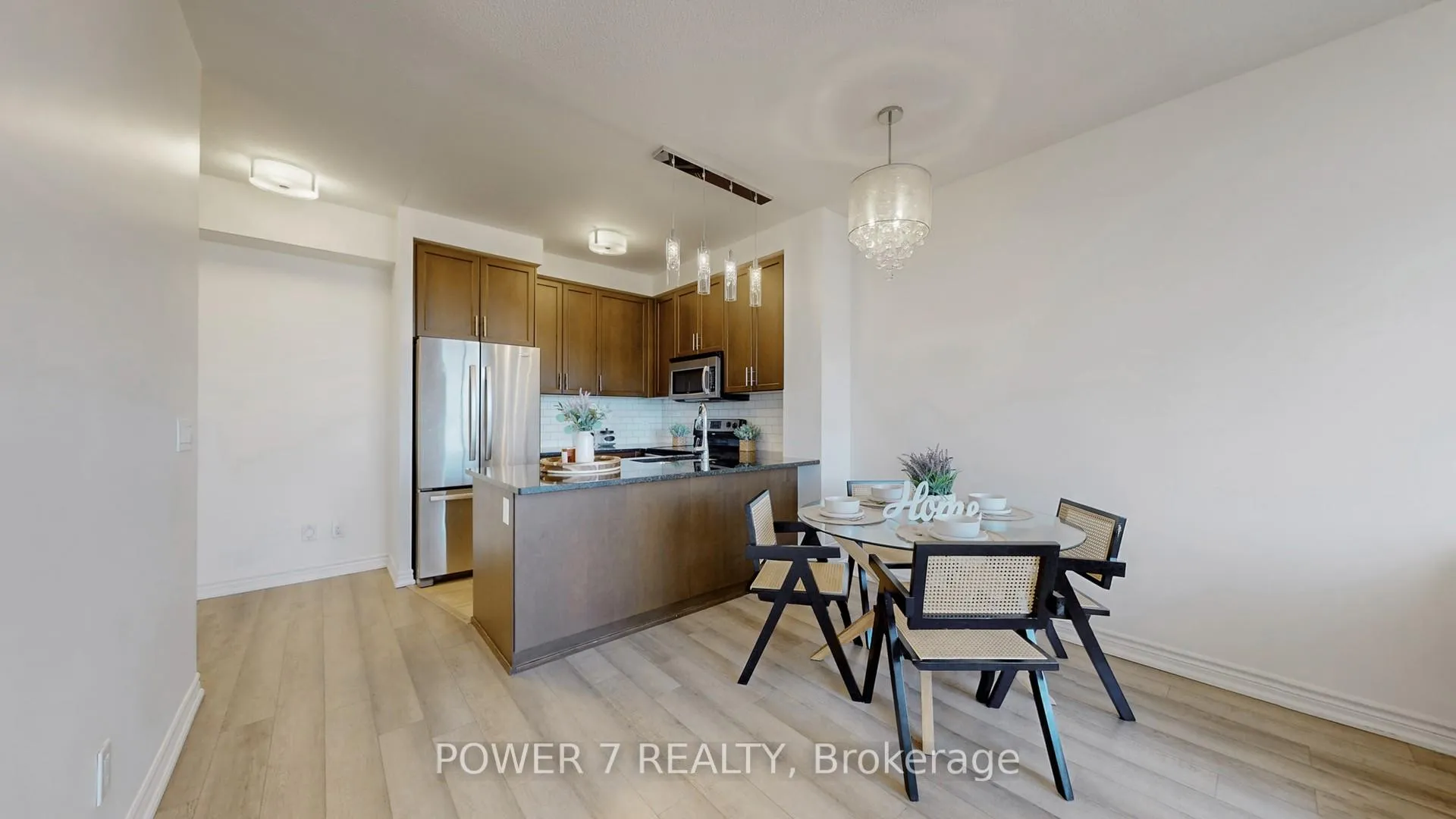 Photo 4 of Unit 803, 9245 Jane Street, Vaughan, Maple — HOMEH
