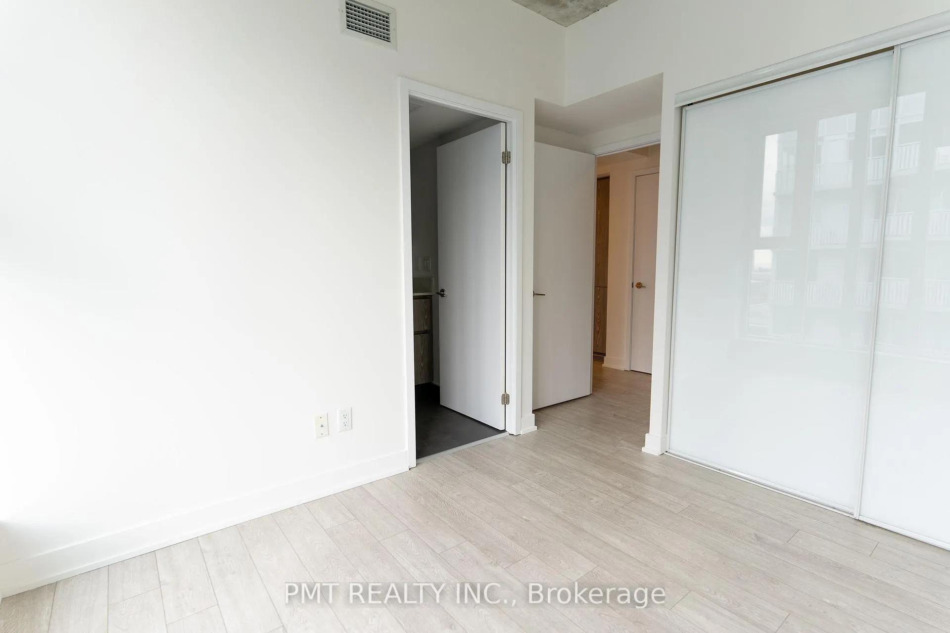 Photo 6 of Unit 1304, 30 Baseball Place, Toronto, South Riverdale — HOMEH