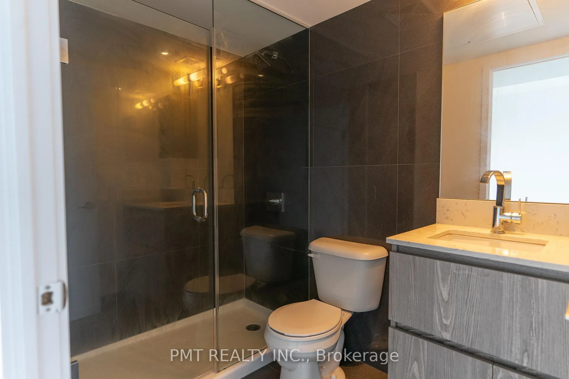 Photo 8 of Unit 1304, 30 Baseball Place, Toronto, South Riverdale — HOMEH