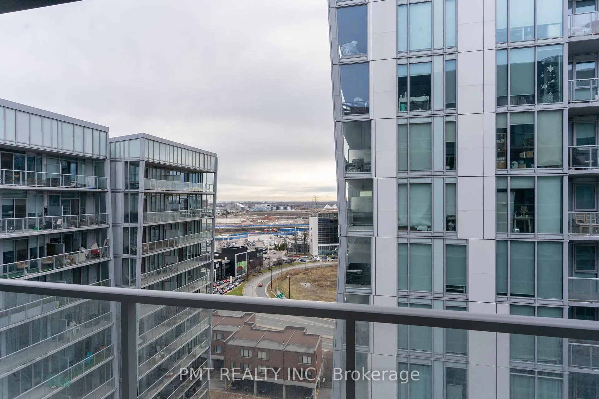 Photo 14 of Unit 1304, 30 Baseball Place, Toronto, South Riverdale — HOMEH
