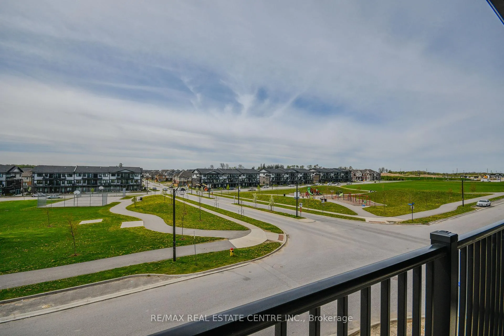 Photo 4 of 98 Oat Lane, Kitchener — HOMEH