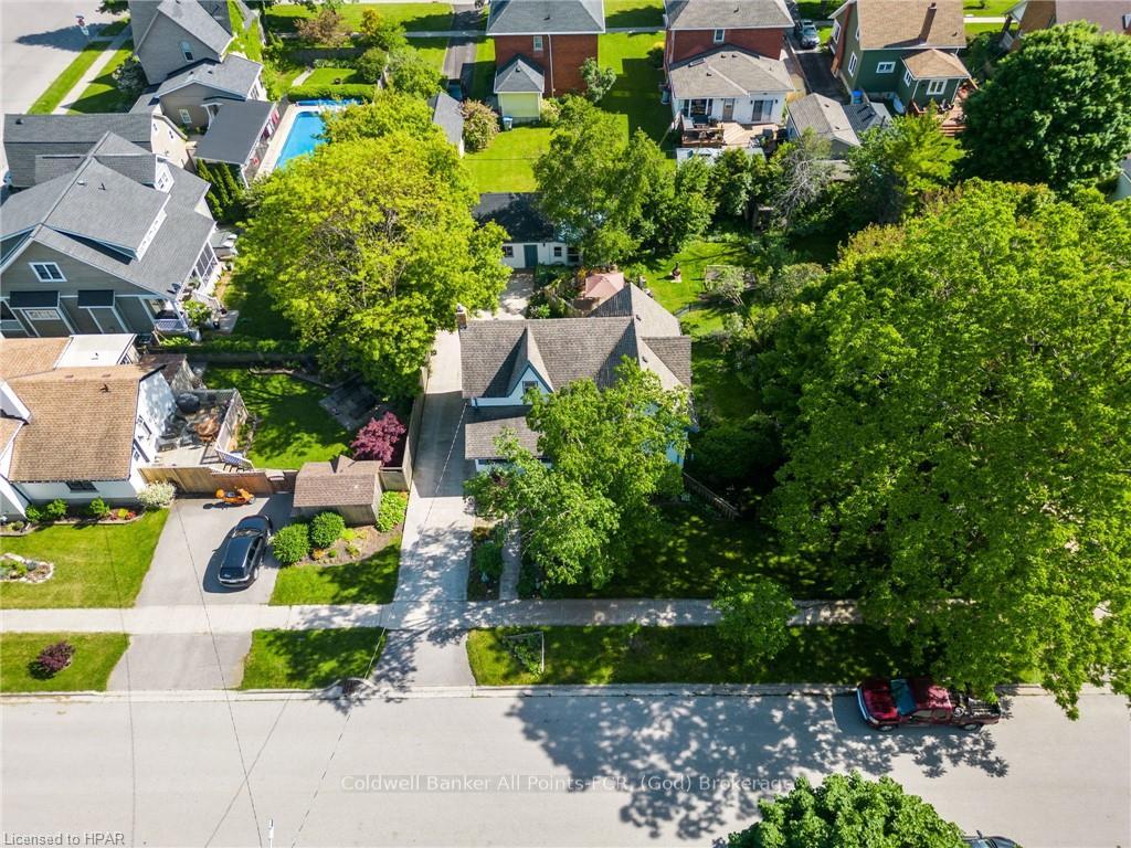 Photo 4 of 155 Quebec Street, Goderich, Goderich (Town) — HOMEH