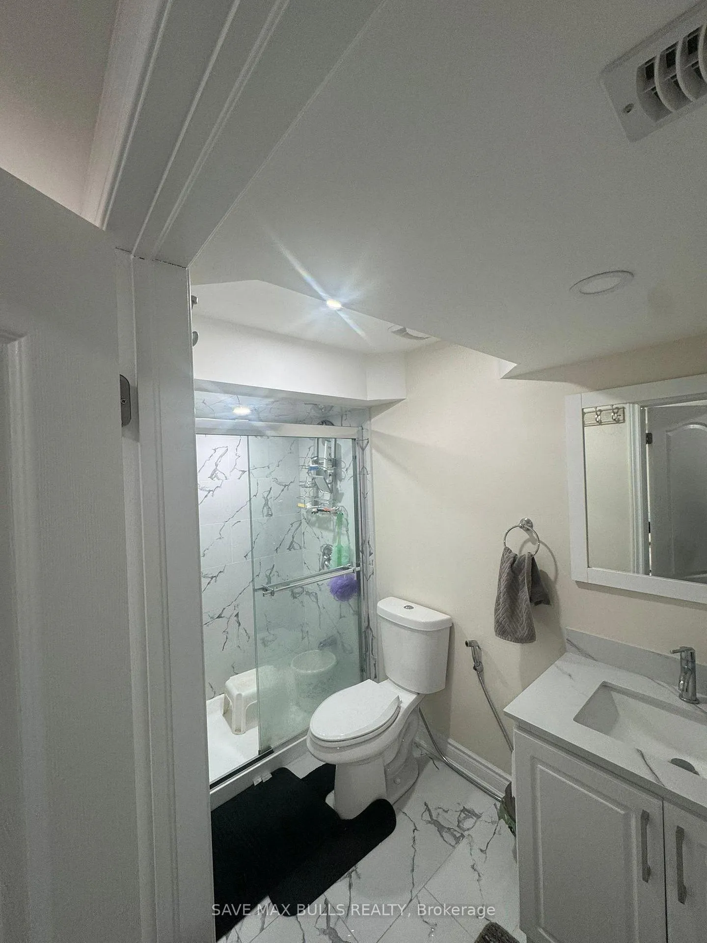Photo 5 of 50 Seedland Cres, Brampton, Sandringham-Wellington — HOMEH