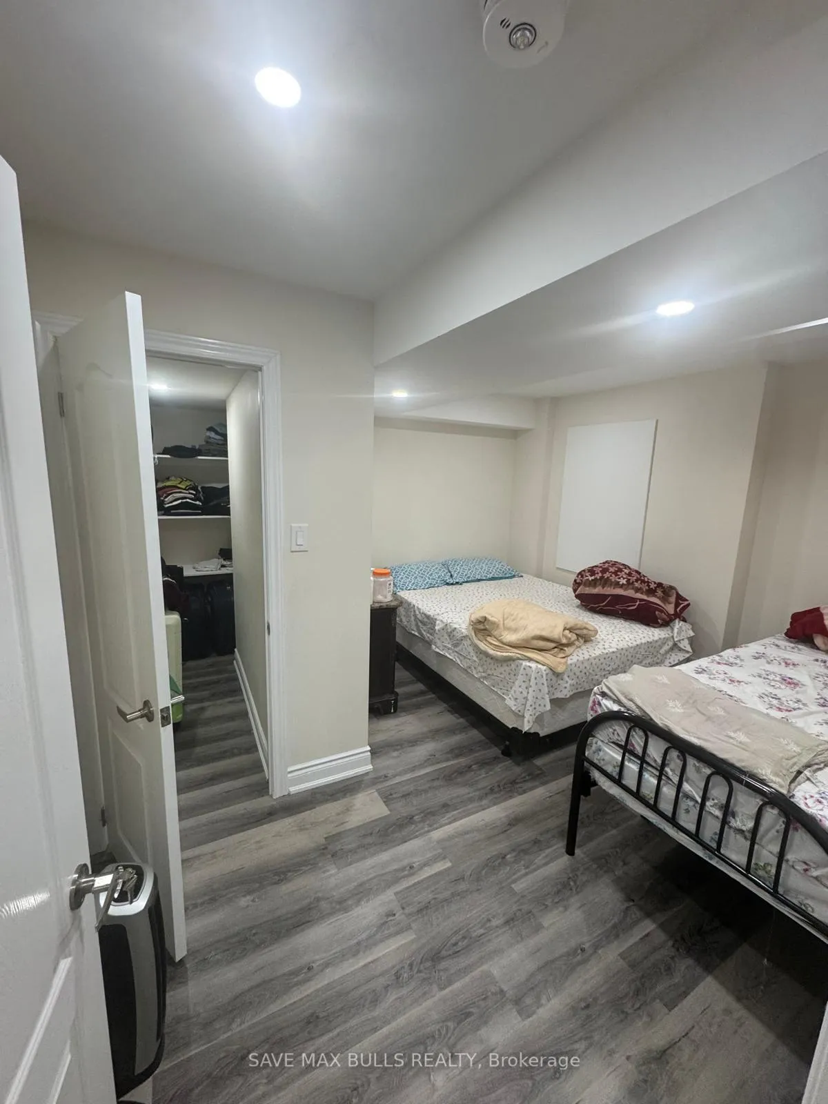 Photo 6 of 50 Seedland Cres, Brampton, Sandringham-Wellington — HOMEH