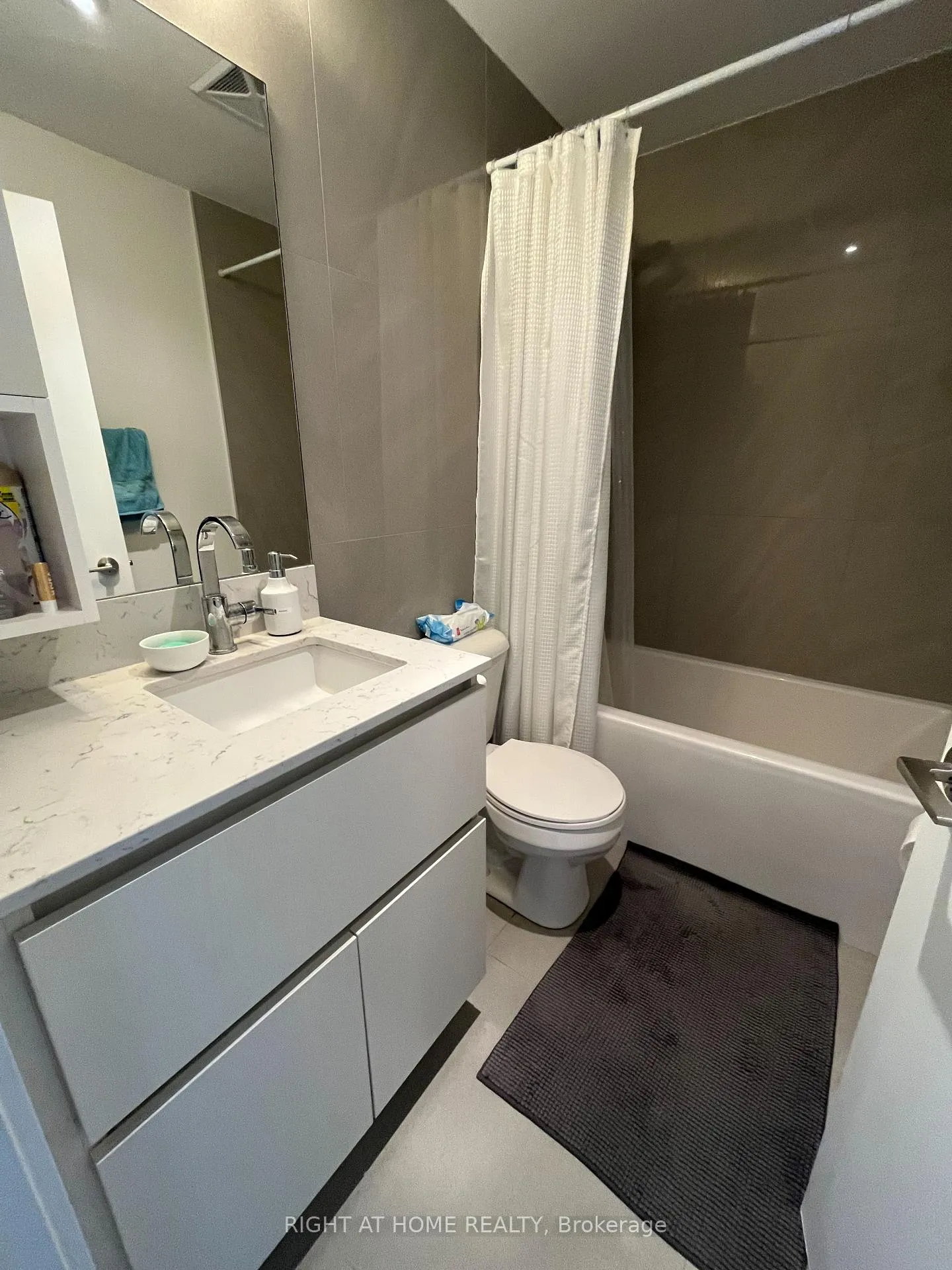 Photo 10 of Unit 1210, 25 Baseball Place, Toronto, South Riverdale — HOMEH